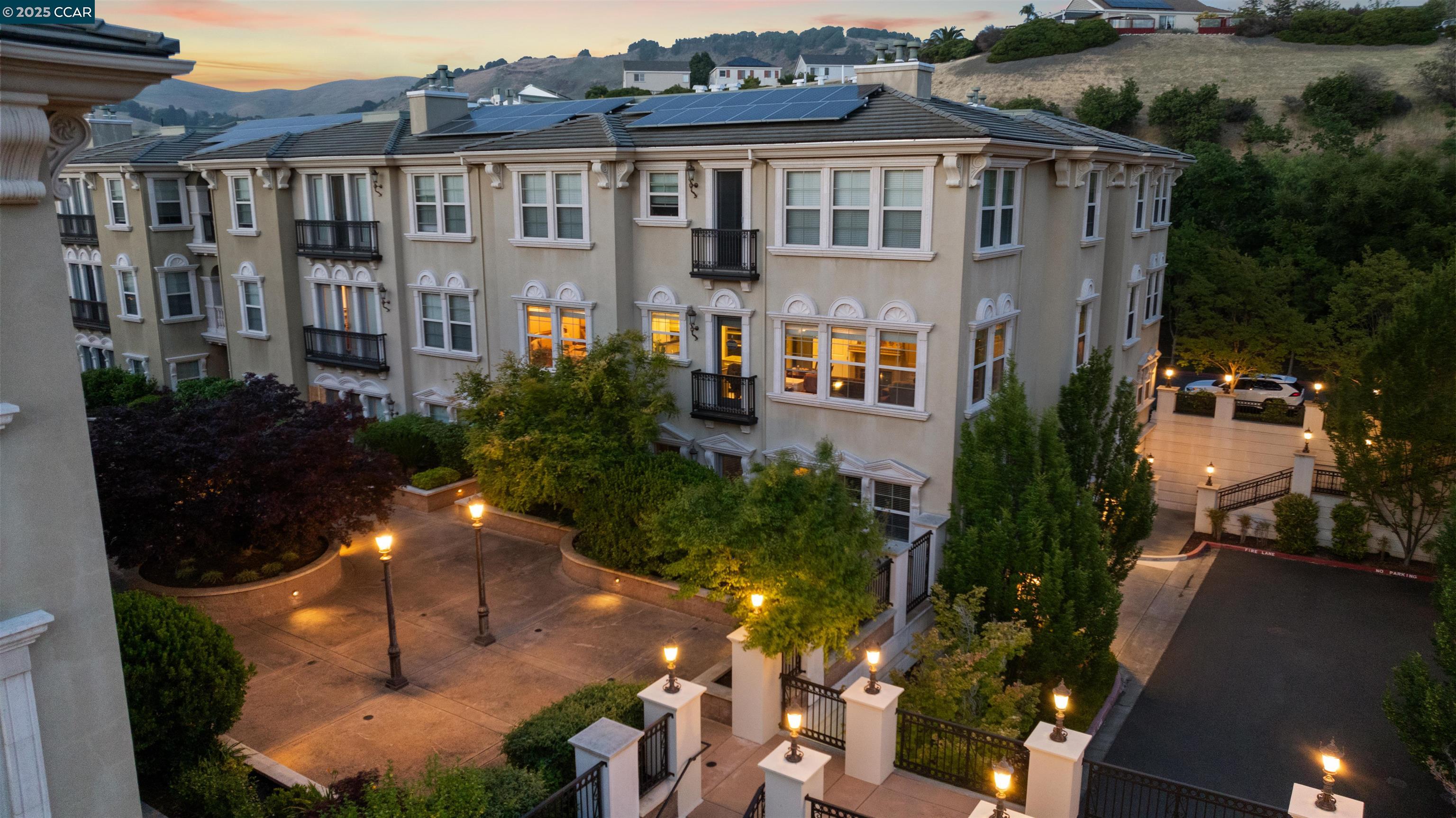 1233 Symphony Way, Vallejo, California 94591, 2 Bedrooms Bedrooms, 5 Rooms Rooms,2 BathroomsBathrooms,Residential,For Sale,1233 Symphony Way,41106580