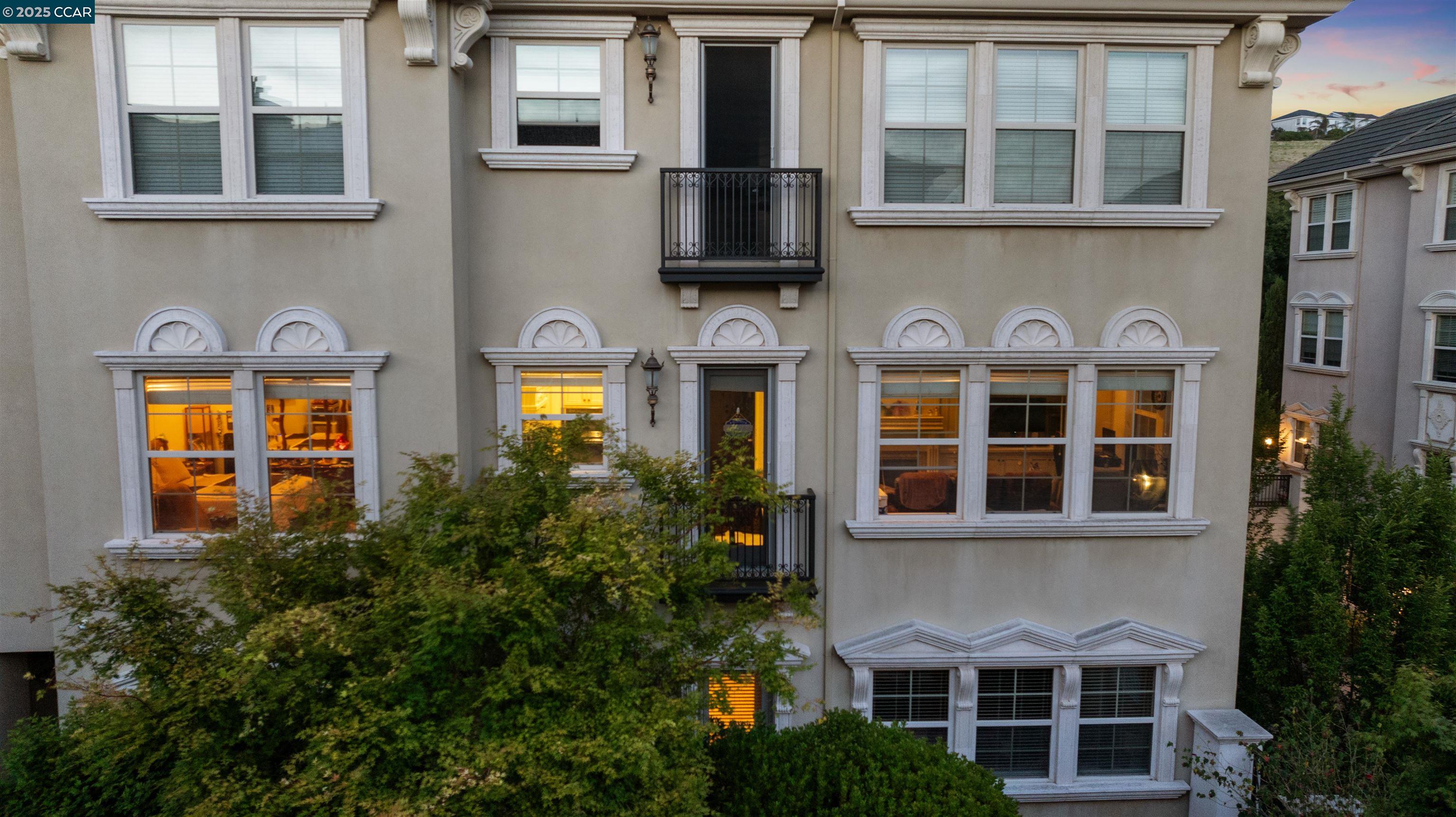 1233 Symphony Way, Vallejo, California 94591, 2 Bedrooms Bedrooms, 5 Rooms Rooms,2 BathroomsBathrooms,Residential,For Sale,1233 Symphony Way,41106580