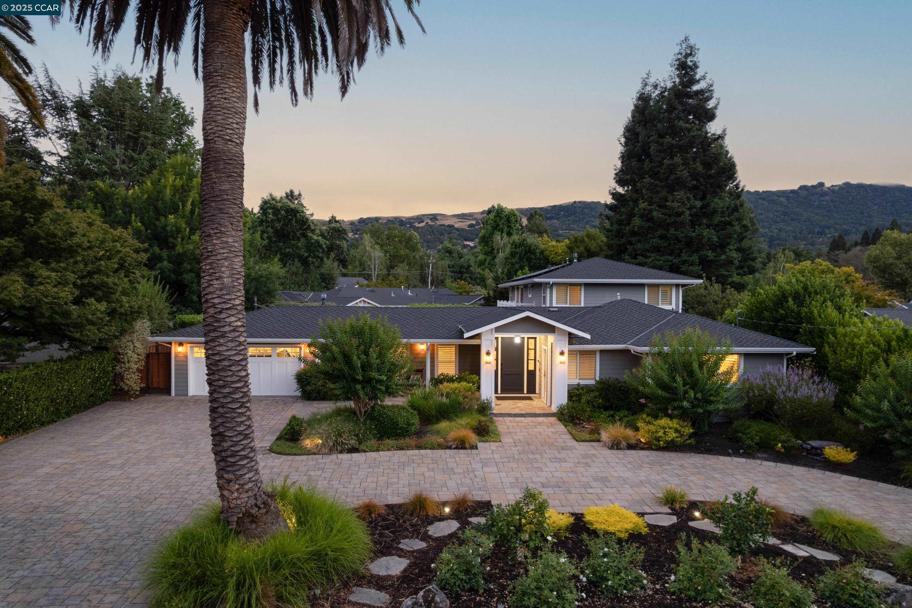 Detail Gallery Image 2 of 37 For 125 El Dorado Ave, Danville,  CA 94526 - 5 Beds | 4/2 Baths