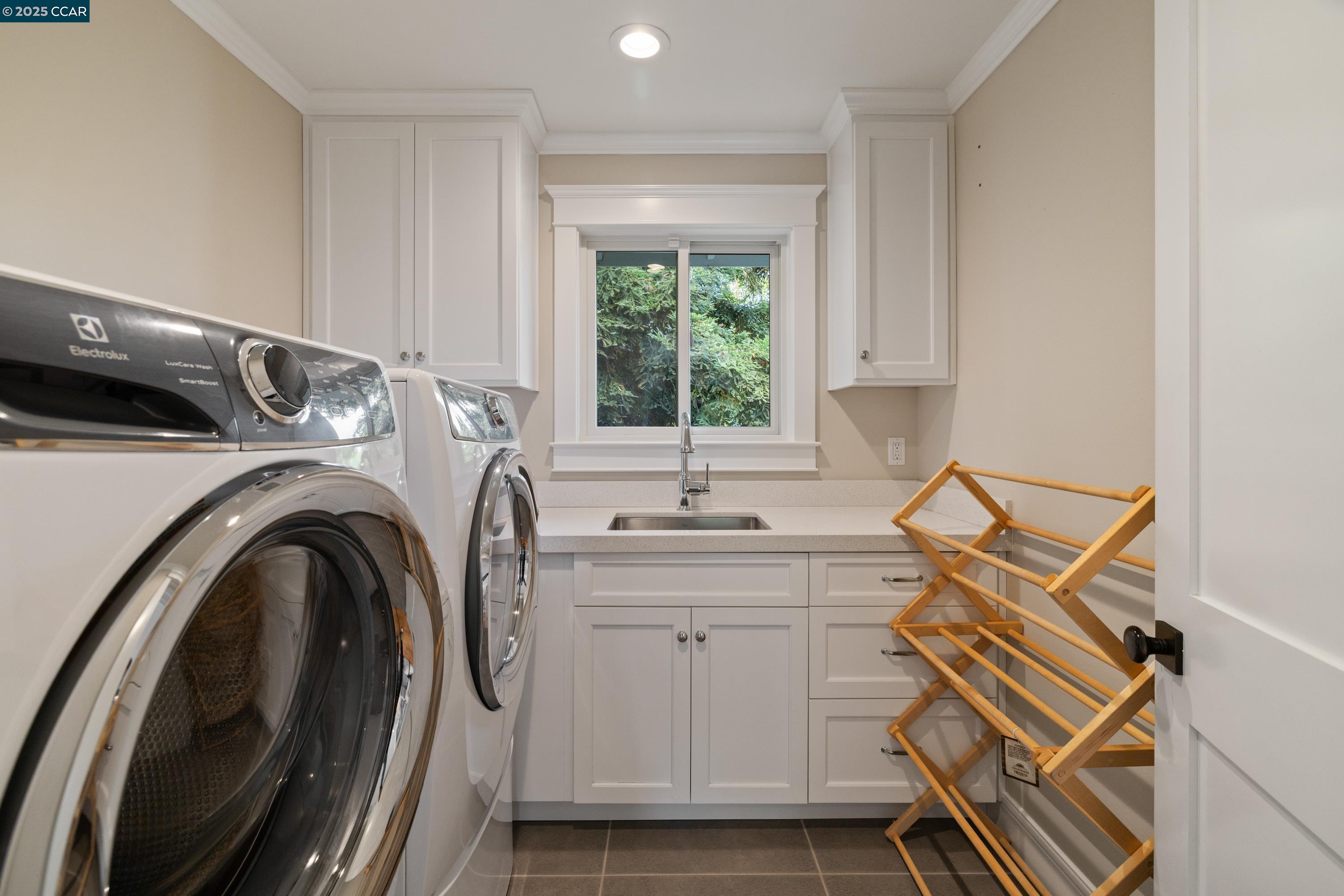 Detail Gallery Image 24 of 37 For 125 El Dorado Ave, Danville,  CA 94526 - 5 Beds | 4/2 Baths