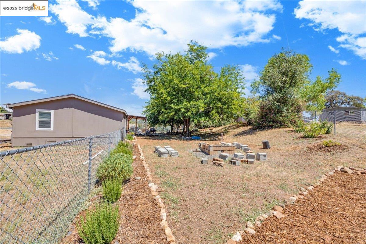 17647 Meadowlark Ln, Sonora, California 95370, 3 Bedrooms Bedrooms, 5 Rooms Rooms,2 BathroomsBathrooms,Residential,For Sale,17647 Meadowlark Ln,41106584