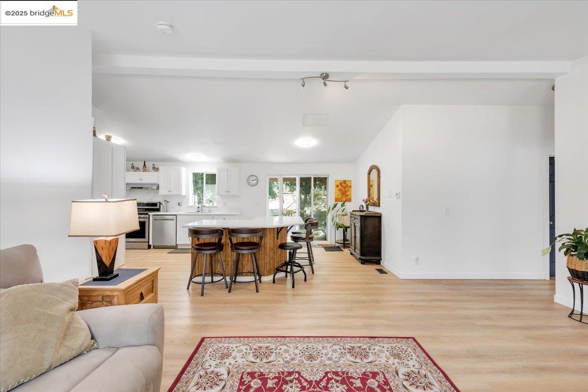17647 Meadowlark Ln, Sonora, California 95370, 3 Bedrooms Bedrooms, 5 Rooms Rooms,2 BathroomsBathrooms,Residential,For Sale,17647 Meadowlark Ln,41106584