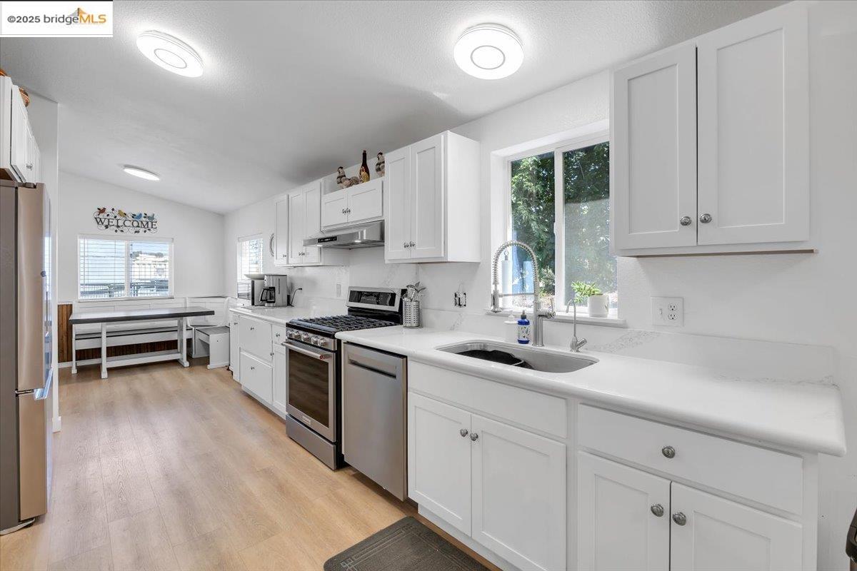 17647 Meadowlark Ln, Sonora, California 95370, 3 Bedrooms Bedrooms, 5 Rooms Rooms,2 BathroomsBathrooms,Residential,For Sale,17647 Meadowlark Ln,41106584