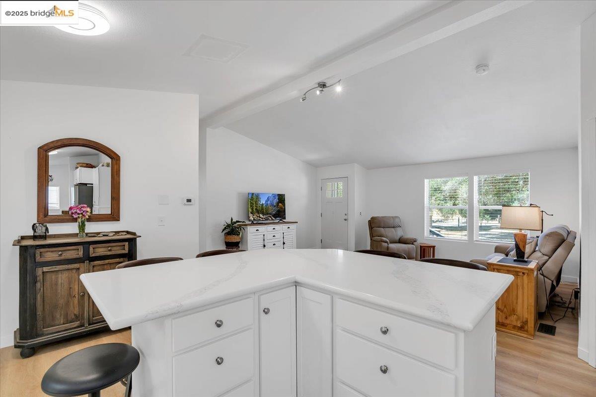17647 Meadowlark Ln, Sonora, California 95370, 3 Bedrooms Bedrooms, 5 Rooms Rooms,2 BathroomsBathrooms,Residential,For Sale,17647 Meadowlark Ln,41106584