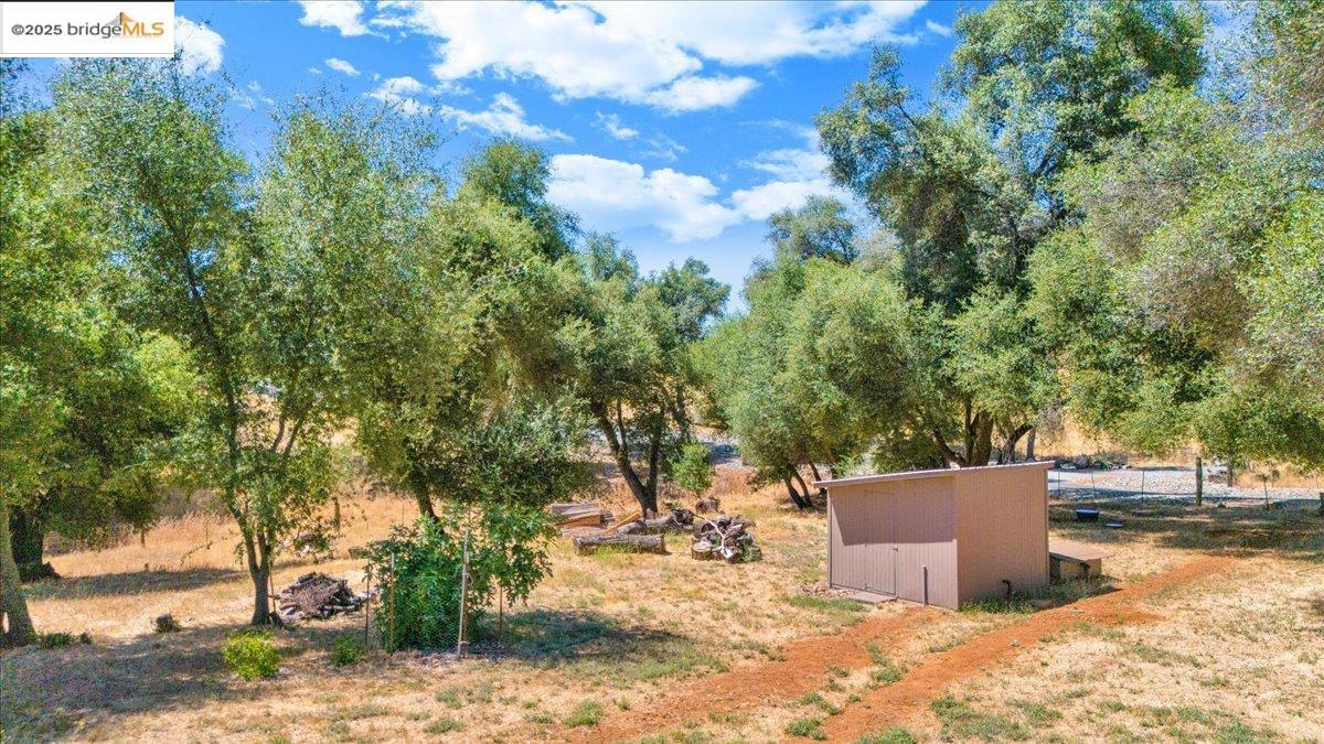 17647 Meadowlark Ln, Sonora, California 95370, 3 Bedrooms Bedrooms, 5 Rooms Rooms,2 BathroomsBathrooms,Residential,For Sale,17647 Meadowlark Ln,41106584