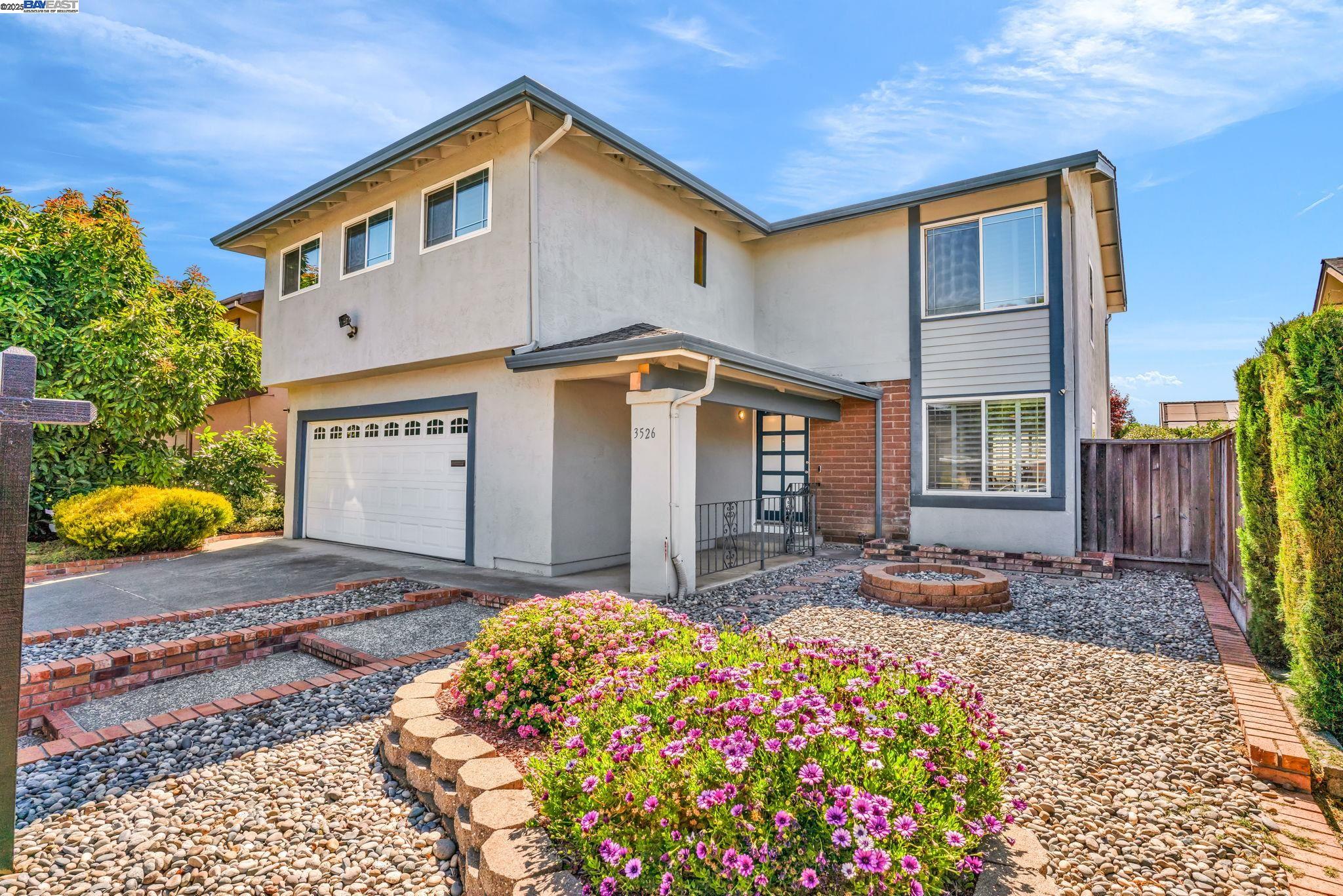 3526 Surry Pl, Fremont, California 94536, 4 Bedrooms Bedrooms, 9 Rooms Rooms,2 BathroomsBathrooms,Residential,For Sale,3526 Surry Pl,41106586