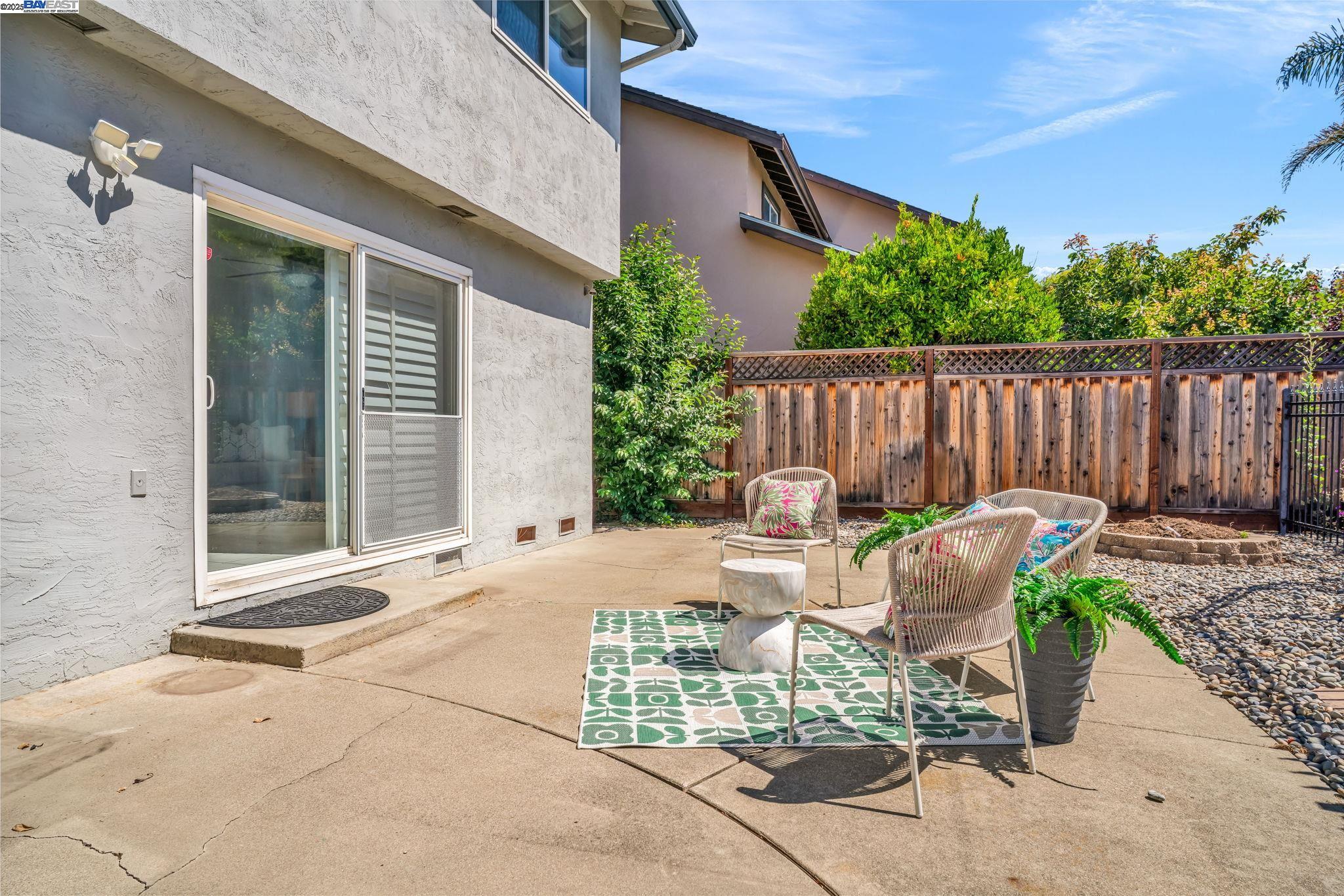 3526 Surry Pl, Fremont, California 94536, 4 Bedrooms Bedrooms, 9 Rooms Rooms,2 BathroomsBathrooms,Residential,For Sale,3526 Surry Pl,41106586