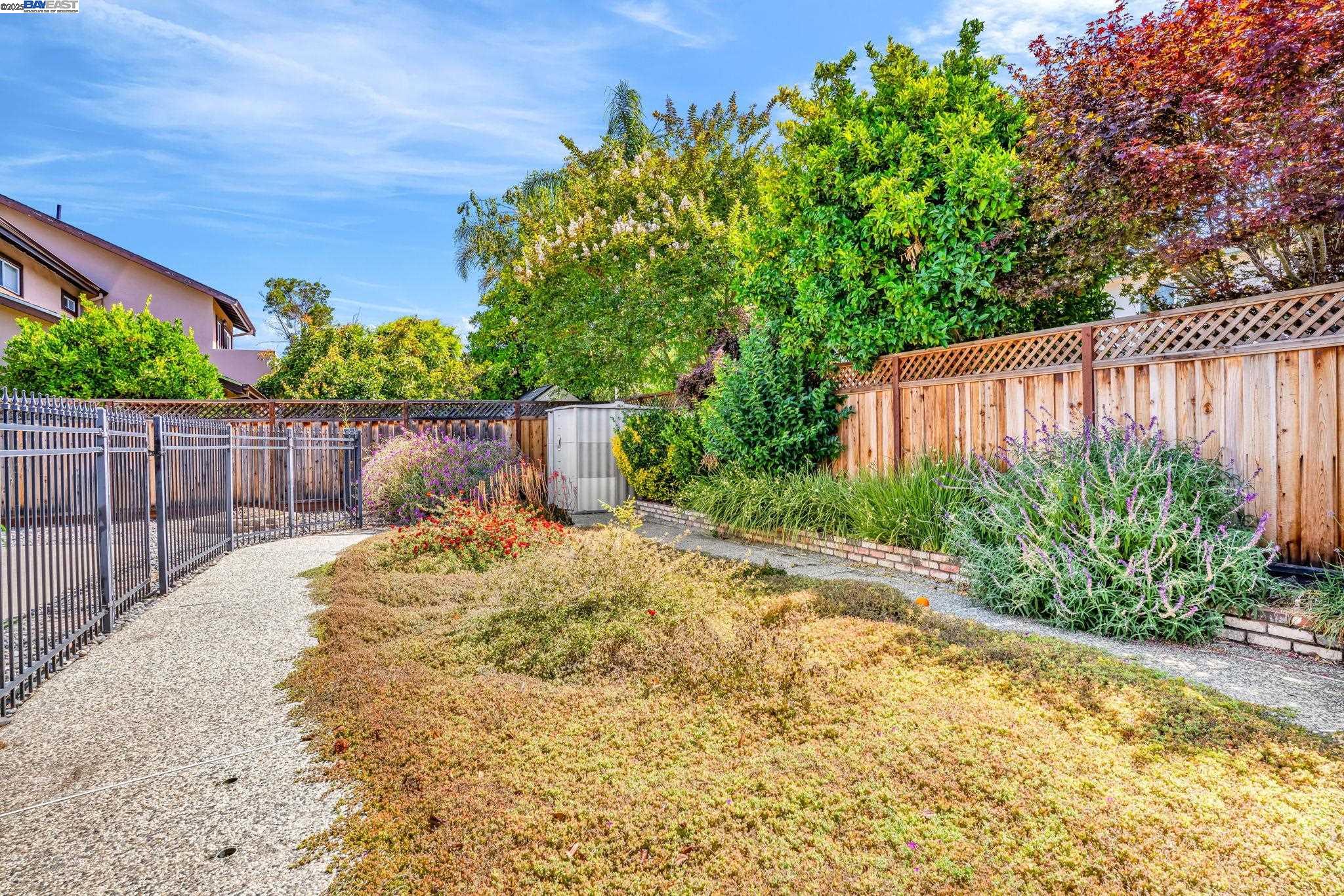 3526 Surry Pl, Fremont, California 94536, 4 Bedrooms Bedrooms, 9 Rooms Rooms,2 BathroomsBathrooms,Residential,For Sale,3526 Surry Pl,41106586