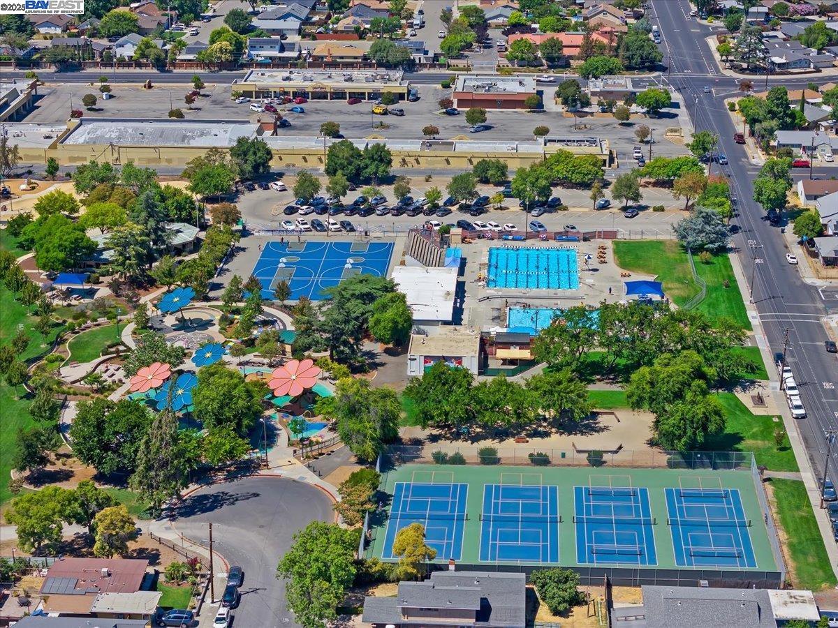 168 Albatross Ave, Livermore, California 94551, 3 Bedrooms Bedrooms, 5 Rooms Rooms,2 BathroomsBathrooms,Residential,For Sale,168 Albatross Ave,41106587