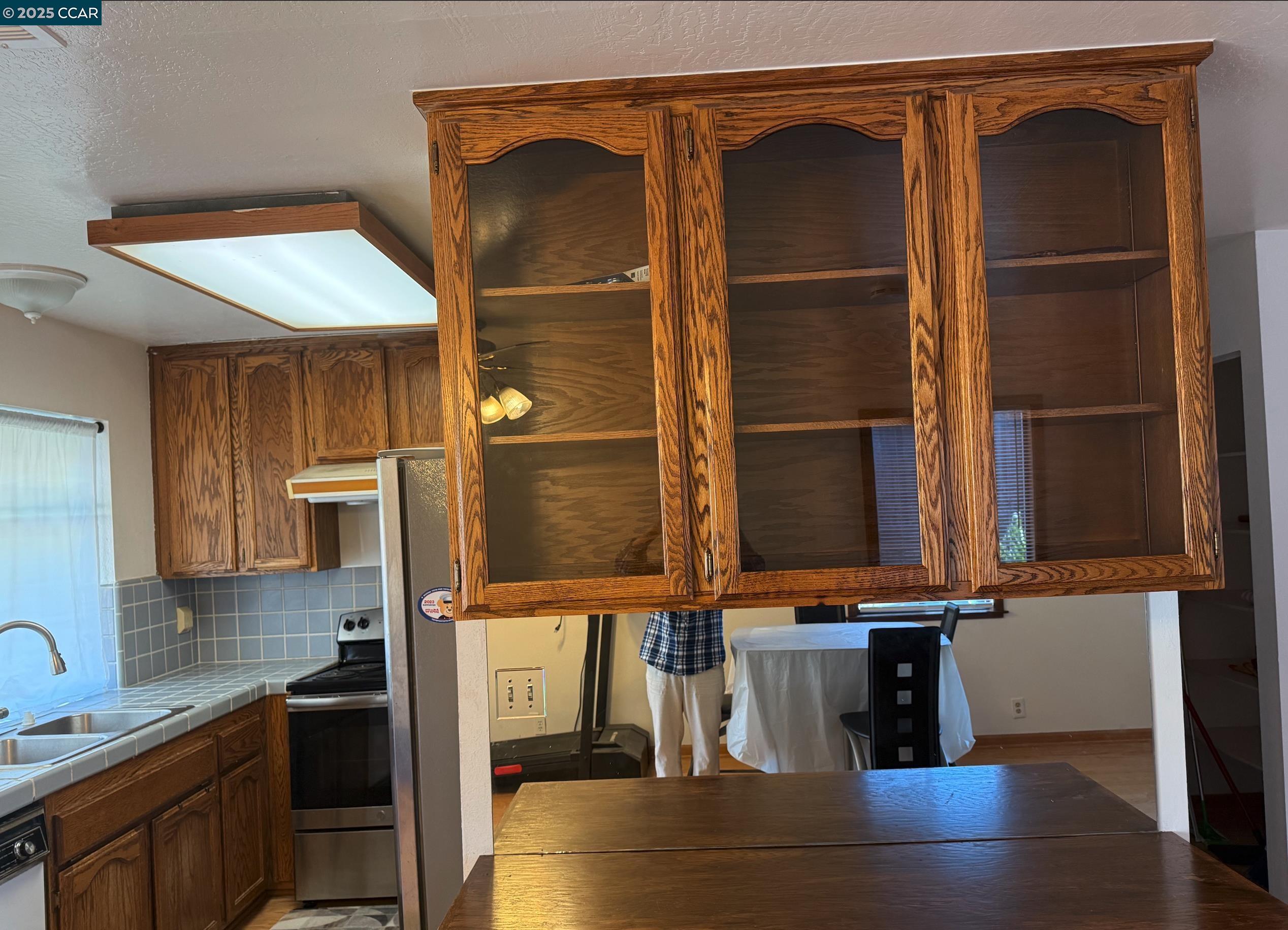296 COTTONWOOD, Vallejo, California 94591, 3 Bedrooms Bedrooms, 6 Rooms Rooms,2 BathroomsBathrooms,Residential,For Sale,296 COTTONWOOD,41106588