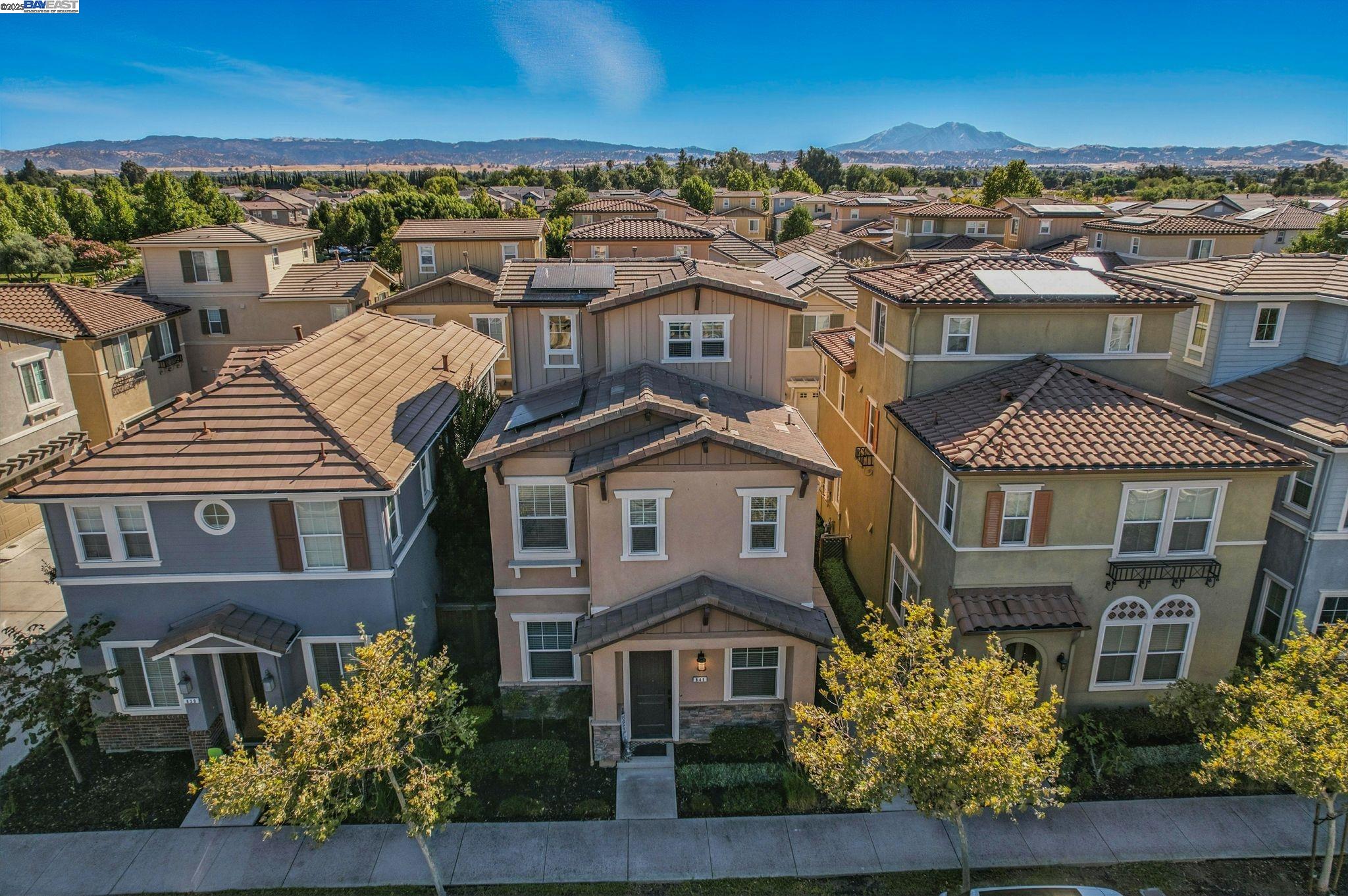 841 Fan Palm Ln, Brentwood, California 94513, 3 Bedrooms Bedrooms, 7 Rooms Rooms,2 BathroomsBathrooms,Residential,For Sale,841 Fan Palm Ln,41106589