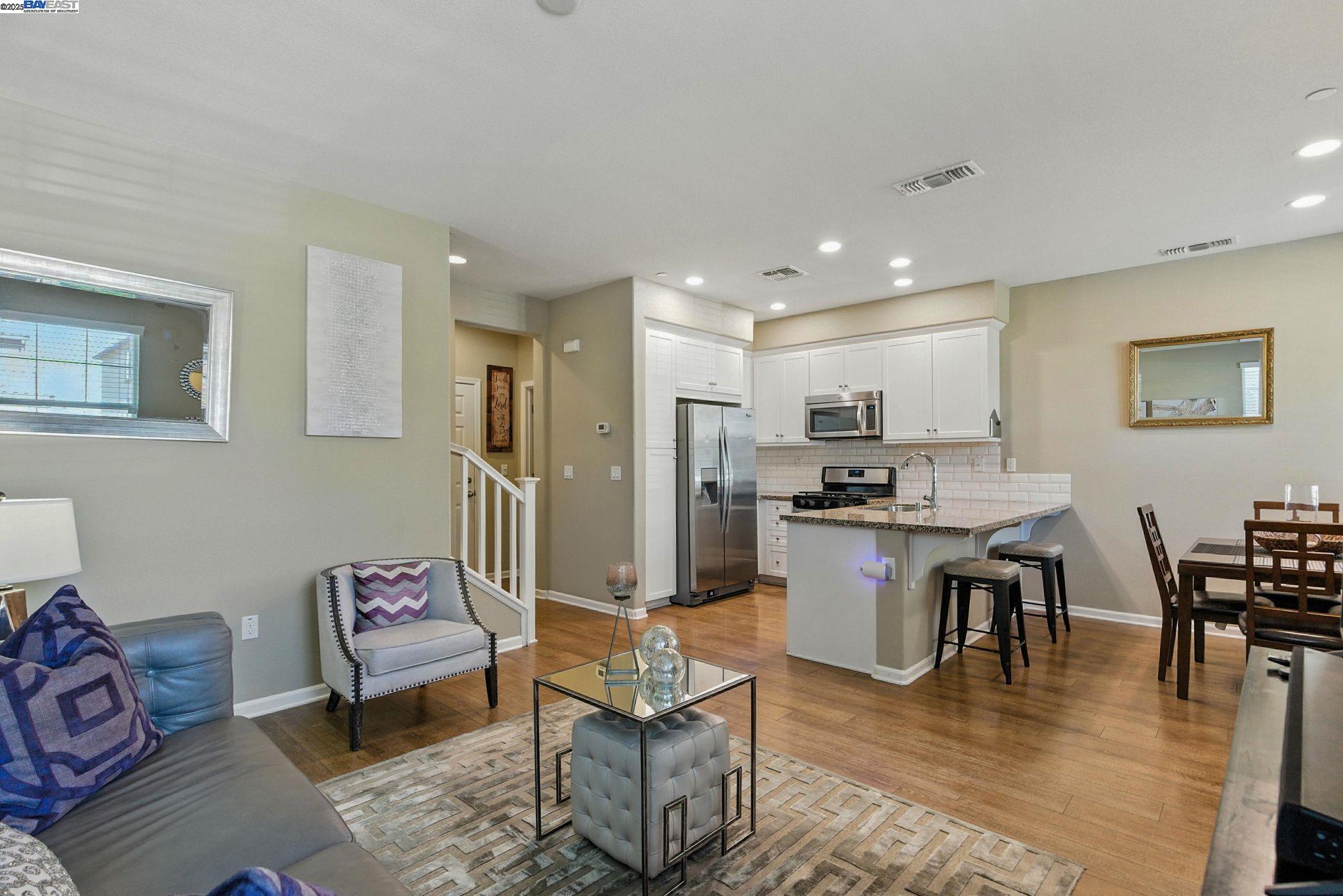 841 Fan Palm Ln, Brentwood, California 94513, 3 Bedrooms Bedrooms, 7 Rooms Rooms,2 BathroomsBathrooms,Residential,For Sale,841 Fan Palm Ln,41106589
