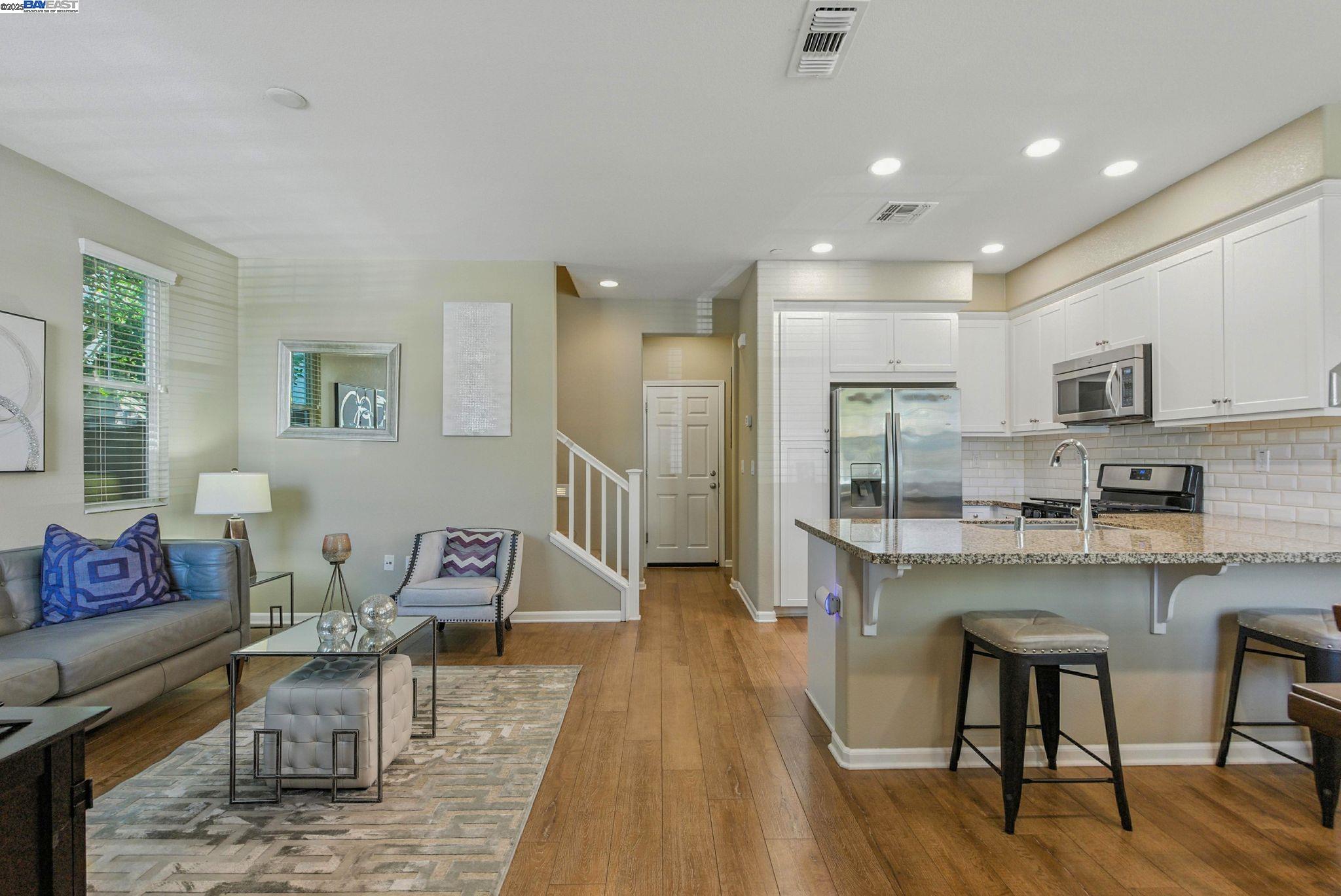 841 Fan Palm Ln, Brentwood, California 94513, 3 Bedrooms Bedrooms, 7 Rooms Rooms,2 BathroomsBathrooms,Residential,For Sale,841 Fan Palm Ln,41106589