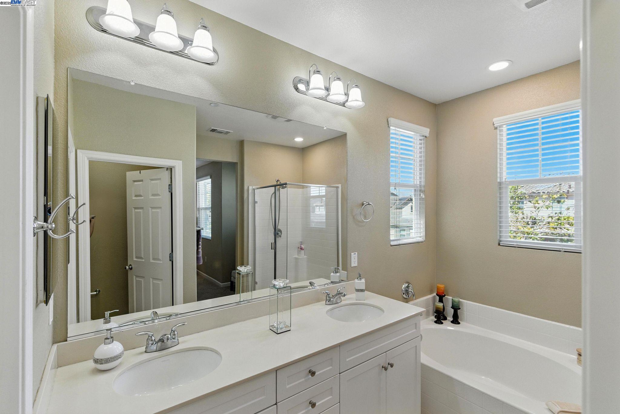 841 Fan Palm Ln, Brentwood, California 94513, 3 Bedrooms Bedrooms, 7 Rooms Rooms,2 BathroomsBathrooms,Residential,For Sale,841 Fan Palm Ln,41106589