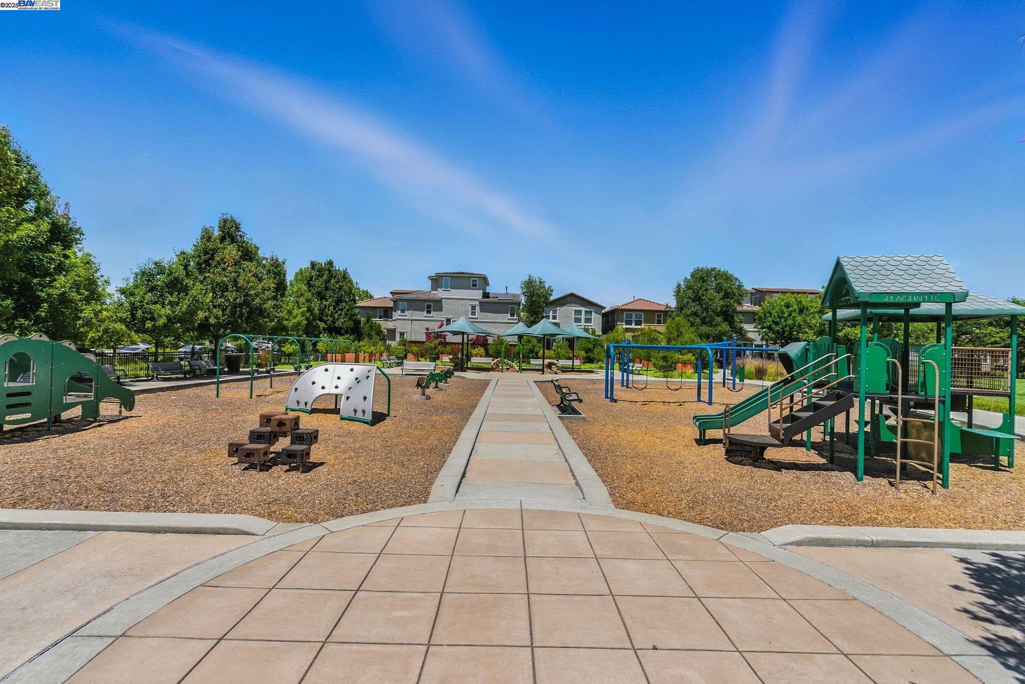 841 Fan Palm Ln, Brentwood, California 94513, 3 Bedrooms Bedrooms, 7 Rooms Rooms,2 BathroomsBathrooms,Residential,For Sale,841 Fan Palm Ln,41106589
