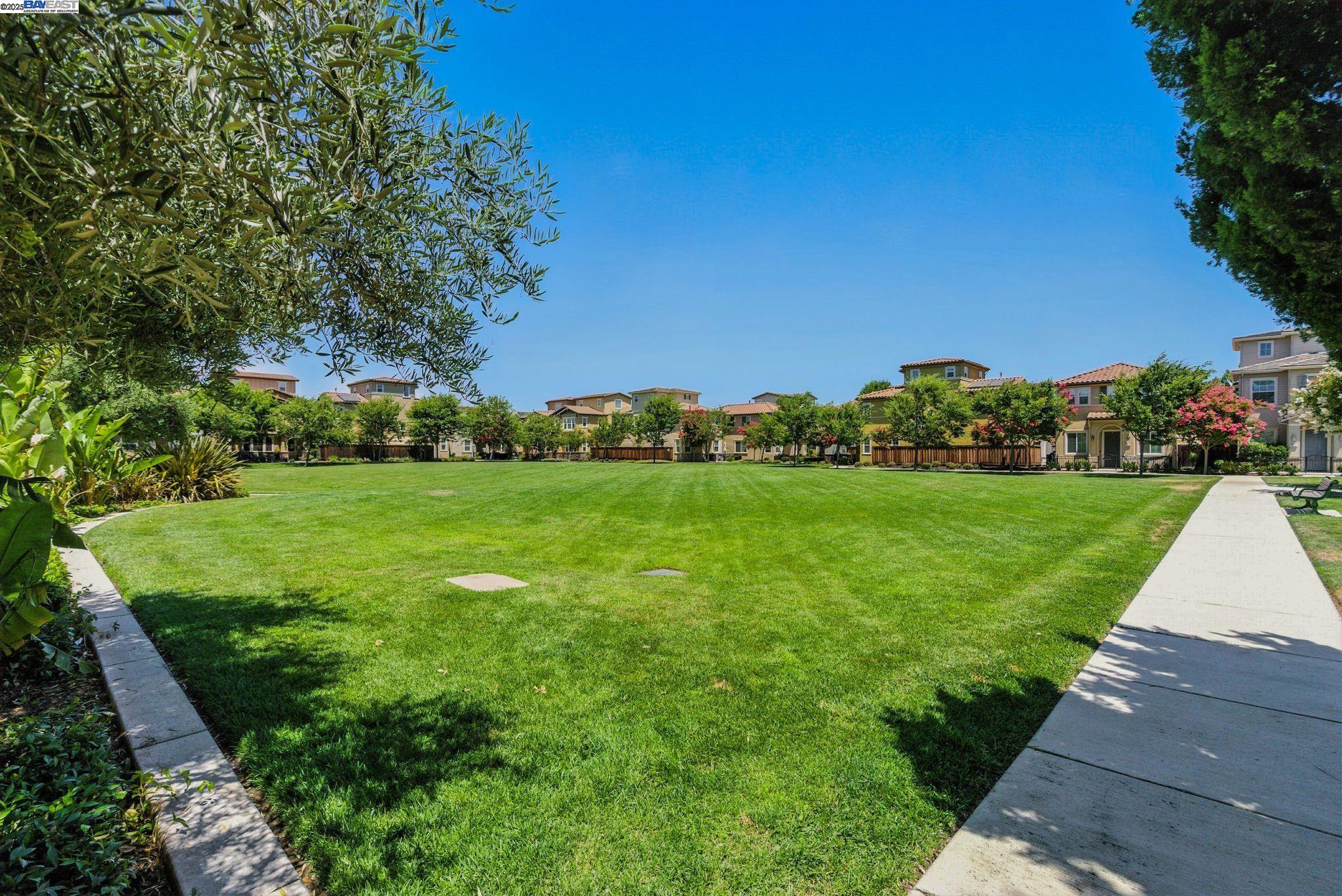 841 Fan Palm Ln, Brentwood, California 94513, 3 Bedrooms Bedrooms, 7 Rooms Rooms,2 BathroomsBathrooms,Residential,For Sale,841 Fan Palm Ln,41106589