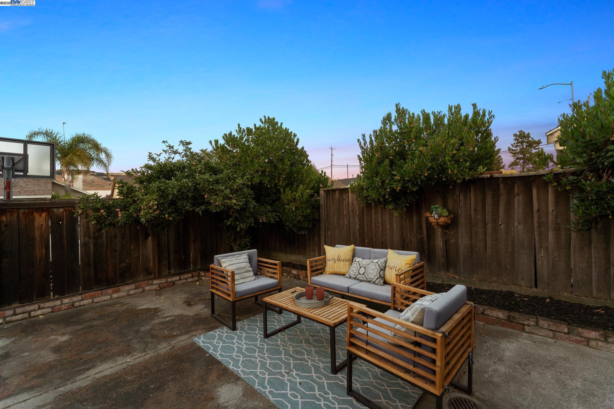 100 Boardwalk Way, Hayward, California 94544, 3 Bedrooms Bedrooms, 5 Rooms Rooms,2 BathroomsBathrooms,Residential,For Sale,100 Boardwalk Way,41106590