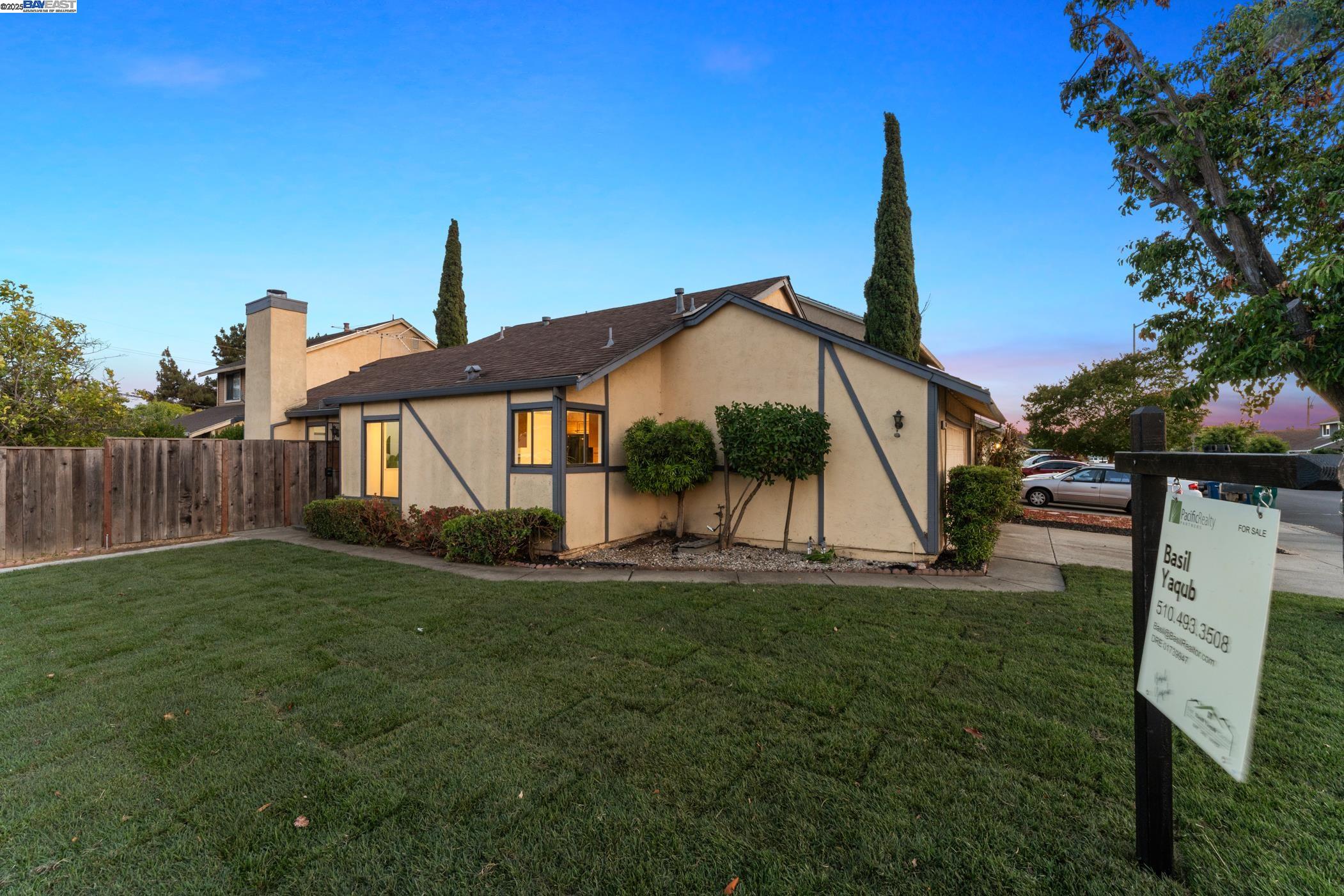 100 Boardwalk Way, Hayward, California 94544, 3 Bedrooms Bedrooms, 5 Rooms Rooms,2 BathroomsBathrooms,Residential,For Sale,100 Boardwalk Way,41106590