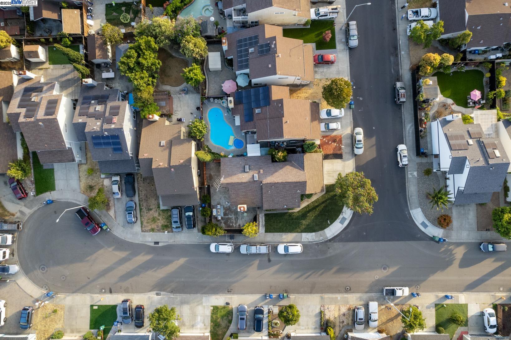 100 Boardwalk Way, Hayward, California 94544, 3 Bedrooms Bedrooms, 5 Rooms Rooms,2 BathroomsBathrooms,Residential,For Sale,100 Boardwalk Way,41106590