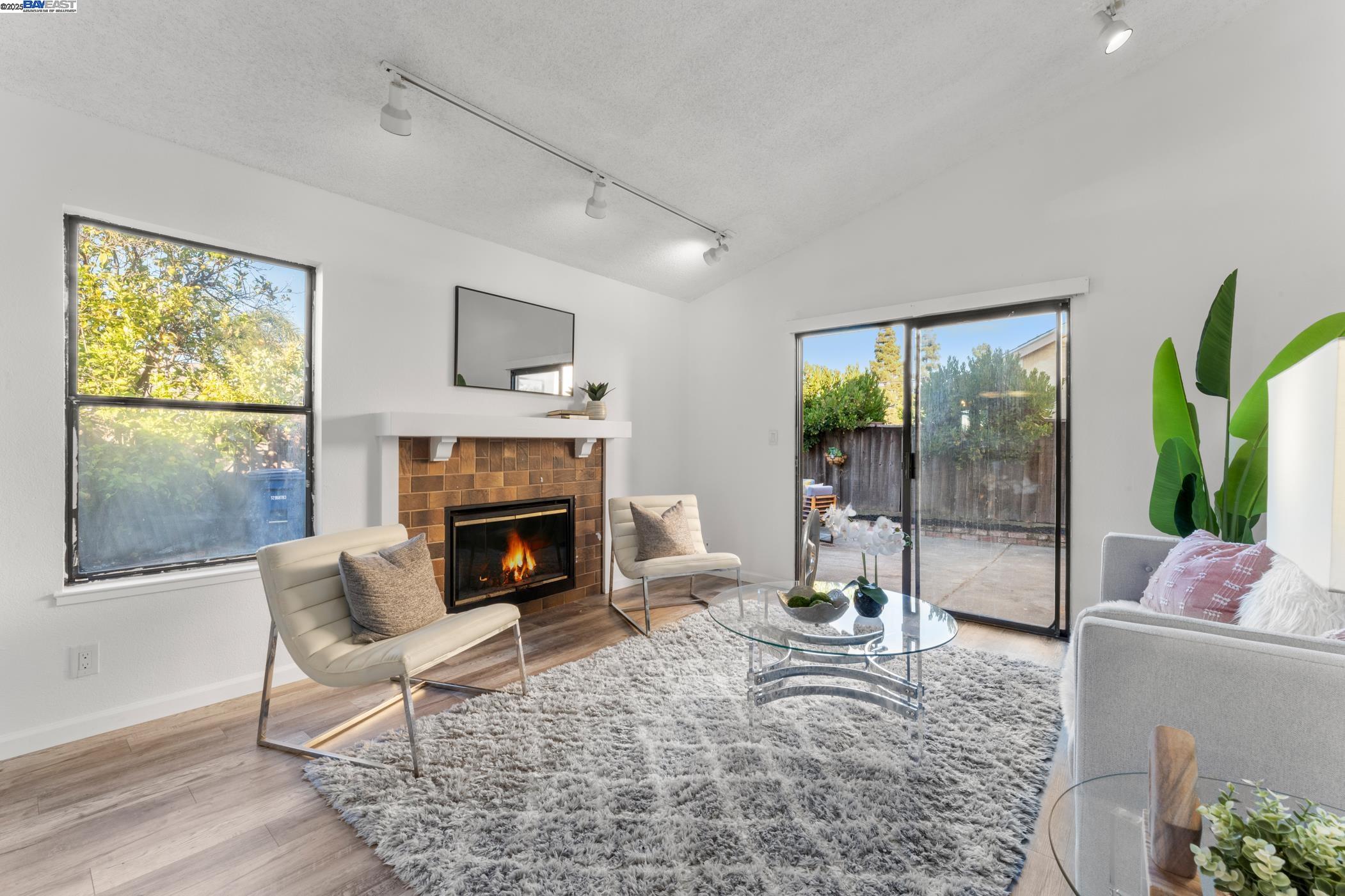 100 Boardwalk Way, Hayward, California 94544, 3 Bedrooms Bedrooms, 5 Rooms Rooms,2 BathroomsBathrooms,Residential,For Sale,100 Boardwalk Way,41106590