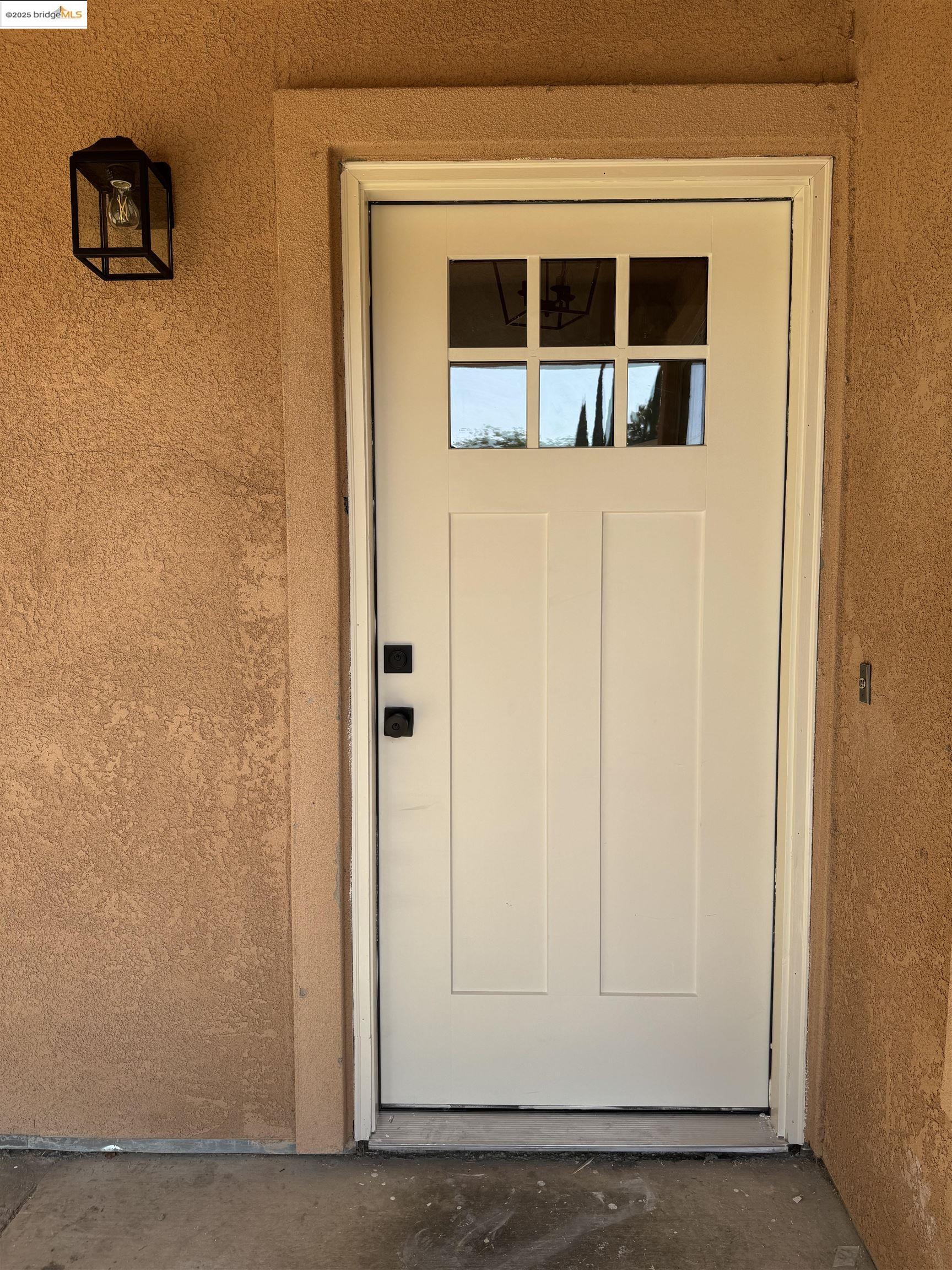 Detail Gallery Image 11 of 11 For 2050 Grey Stone Dr, Stockton,  CA 95206 - 3 Beds | 2 Baths