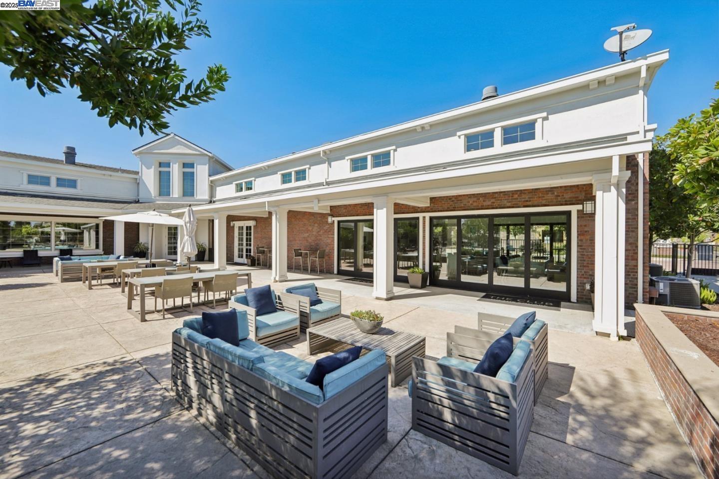 1380 Brookline Loop, Pleasanton, California 94566, 3 Bedrooms Bedrooms, 7 Rooms Rooms,2 BathroomsBathrooms,Residential,For Sale,1380 Brookline Loop,41106593