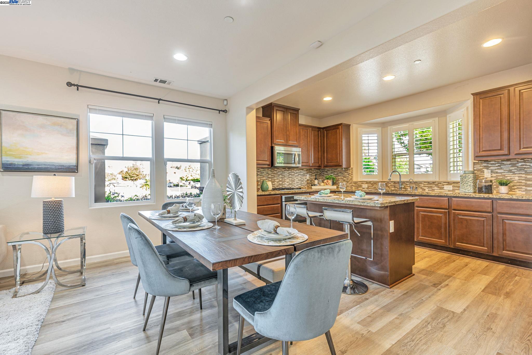 5801 Flora Cmn, Livermore, California 94551, 4 Bedrooms Bedrooms, 8 Rooms Rooms,3 BathroomsBathrooms,Residential,For Sale,5801 Flora Cmn,41106594