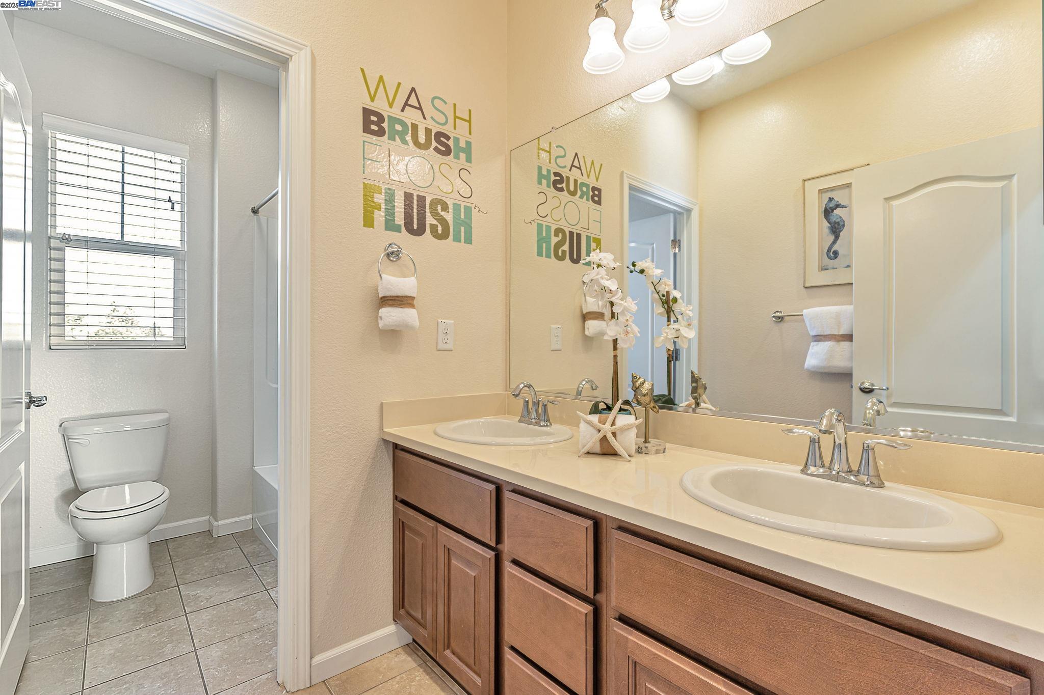5801 Flora Cmn, Livermore, California 94551, 4 Bedrooms Bedrooms, 8 Rooms Rooms,3 BathroomsBathrooms,Residential,For Sale,5801 Flora Cmn,41106594