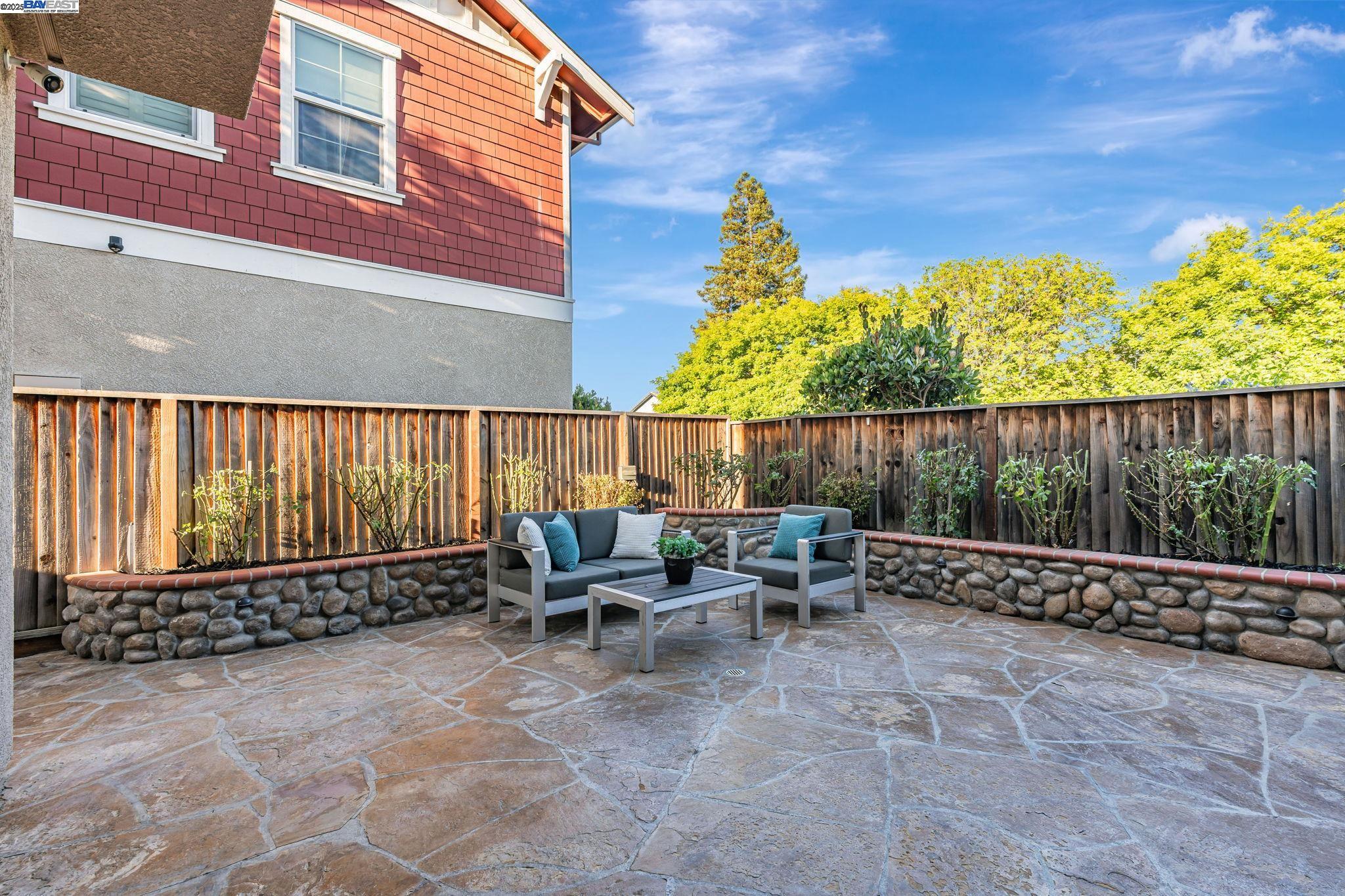5801 Flora Cmn, Livermore, California 94551, 4 Bedrooms Bedrooms, 8 Rooms Rooms,3 BathroomsBathrooms,Residential,For Sale,5801 Flora Cmn,41106594
