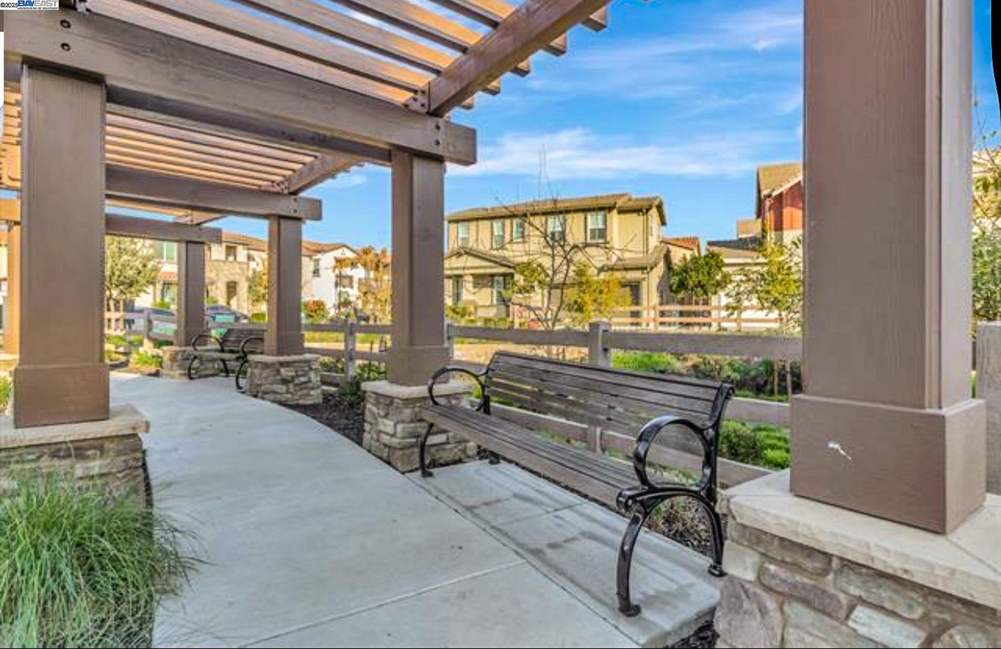 5801 Flora Cmn, Livermore, California 94551, 4 Bedrooms Bedrooms, 8 Rooms Rooms,3 BathroomsBathrooms,Residential,For Sale,5801 Flora Cmn,41106594
