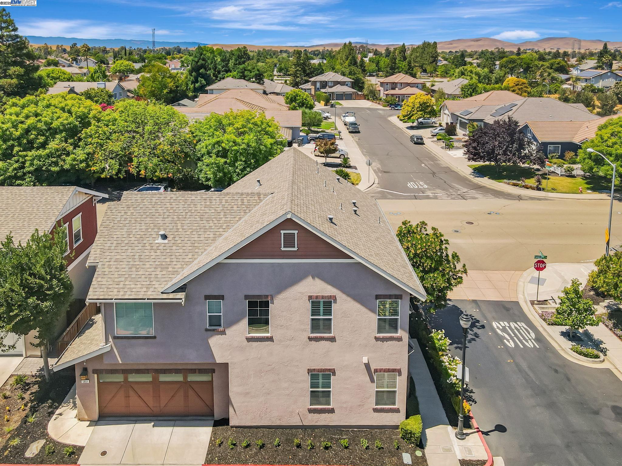 Detail Gallery Image 55 of 57 For 5801 Flora Cmn, Livermore,  CA 94551 - 4 Beds | 3 Baths