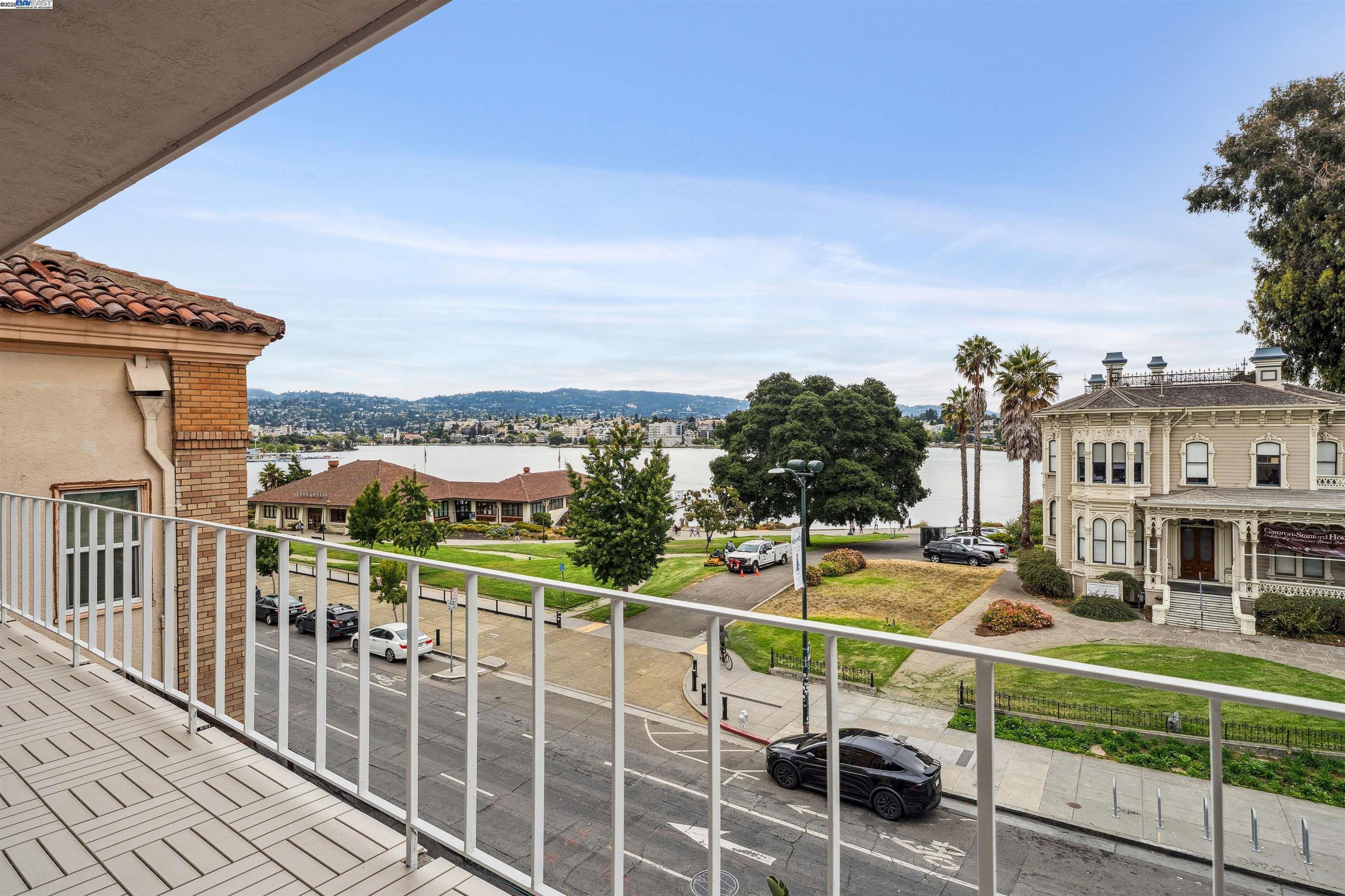 Photo #2: 41106596 Listing 