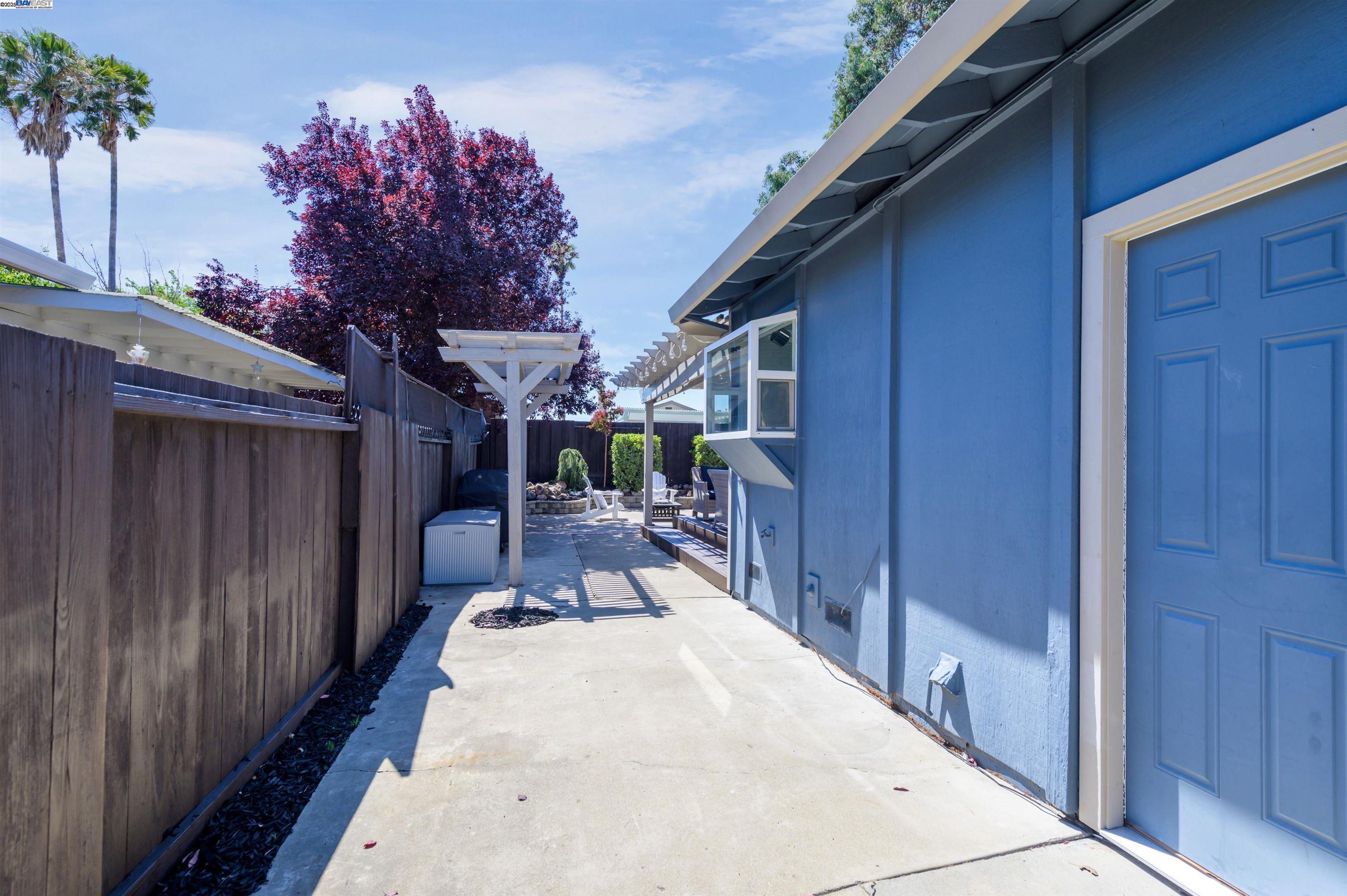 2336 Palomino Rd, Livermore, California 94551, 4 Bedrooms Bedrooms, 6 Rooms Rooms,2 BathroomsBathrooms,Residential,For Sale,2336 Palomino Rd,41106597