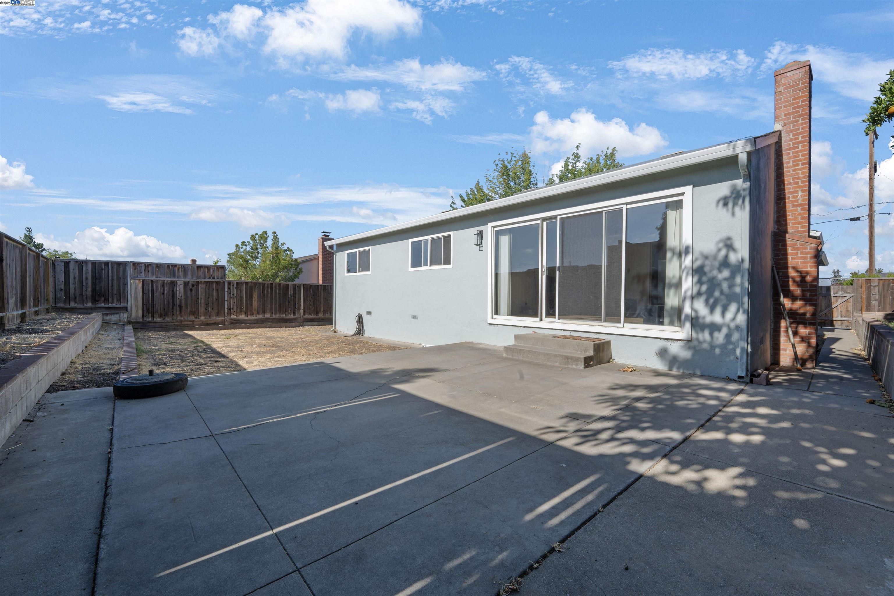 252 Martin Avenue, Livermore, California 94551, 3 Bedrooms Bedrooms, 6 Rooms Rooms,2 BathroomsBathrooms,Residential,For Sale,252 Martin Avenue,41106601