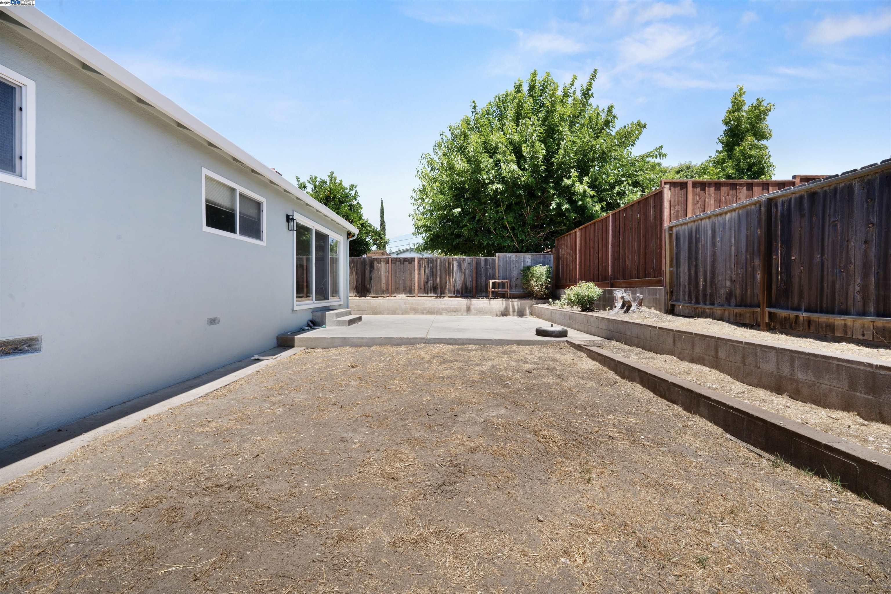 252 Martin Avenue, Livermore, California 94551, 3 Bedrooms Bedrooms, 6 Rooms Rooms,2 BathroomsBathrooms,Residential,For Sale,252 Martin Avenue,41106601