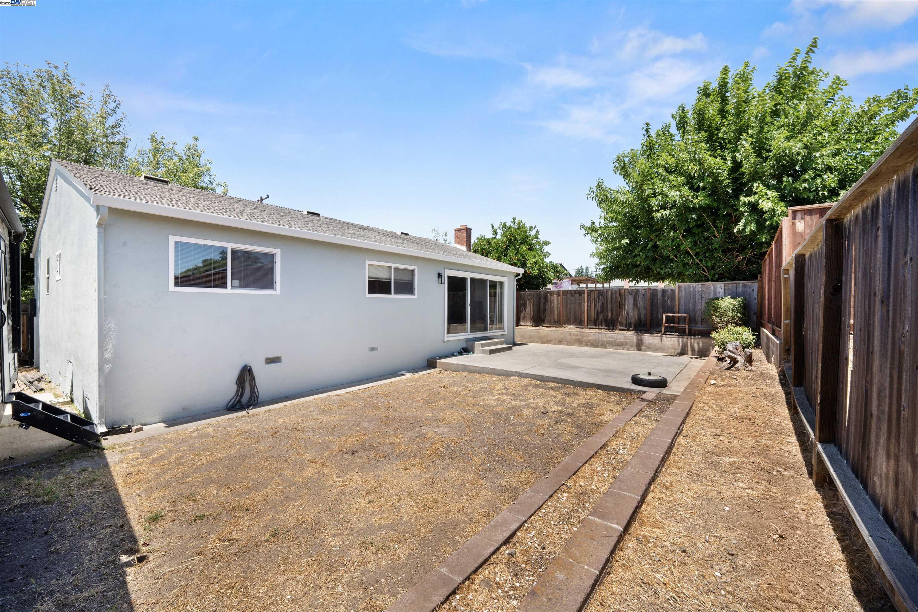252 Martin Avenue, Livermore, California 94551, 3 Bedrooms Bedrooms, 6 Rooms Rooms,2 BathroomsBathrooms,Residential,For Sale,252 Martin Avenue,41106601