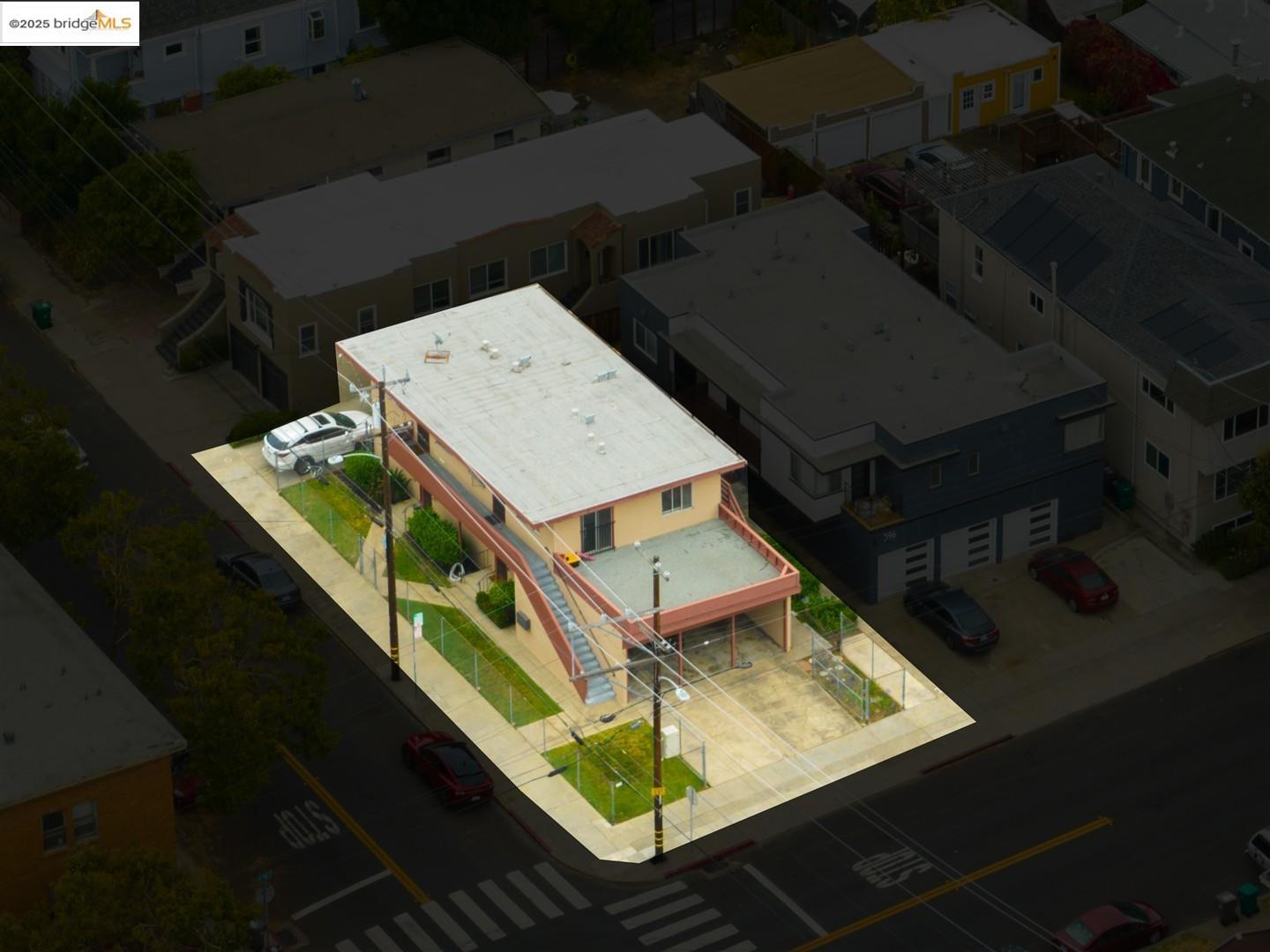 3802 Shafter Ave, Oakland, California 94609, ,Residential Income,For Sale,3802 Shafter Ave,41106602