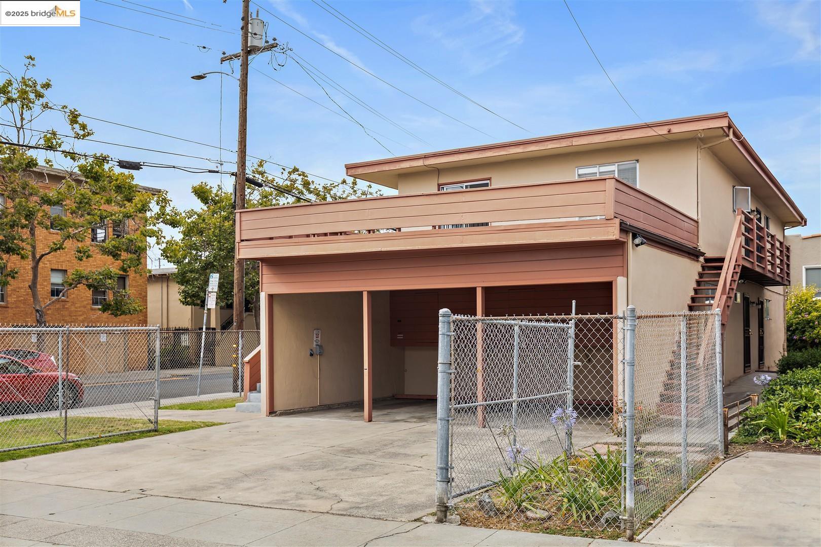 3802 Shafter Ave, Oakland, California 94609, ,Residential Income,For Sale,3802 Shafter Ave,41106602