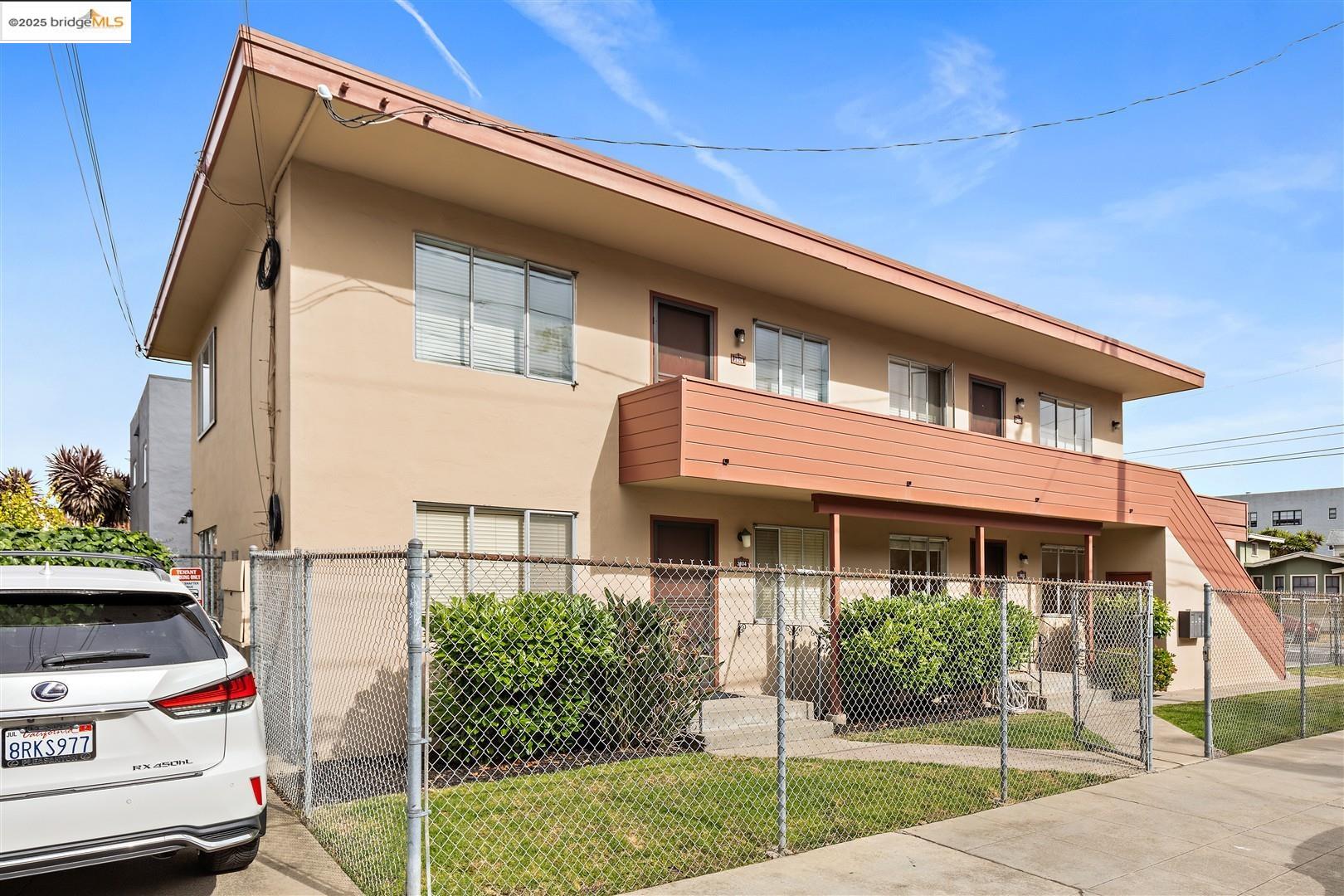 3802 Shafter Ave, Oakland, California 94609, ,Residential Income,For Sale,3802 Shafter Ave,41106602