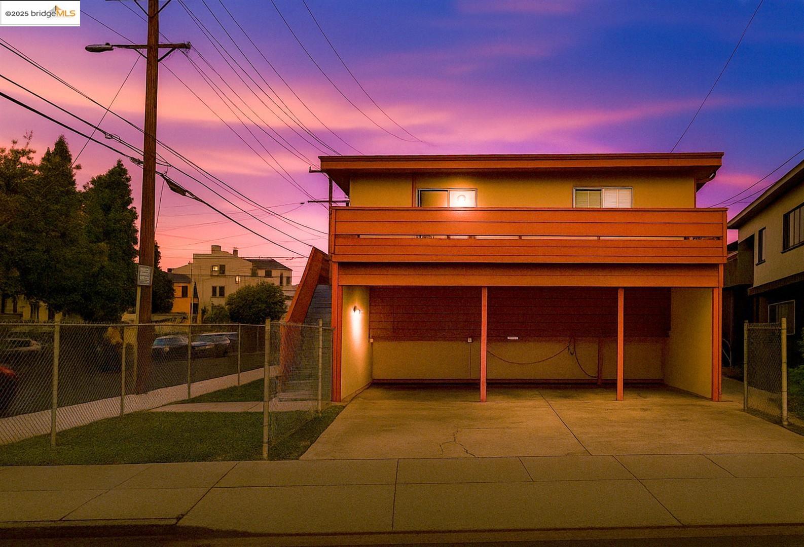 3802 Shafter Ave, Oakland, California 94609, ,Residential Income,For Sale,3802 Shafter Ave,41106602