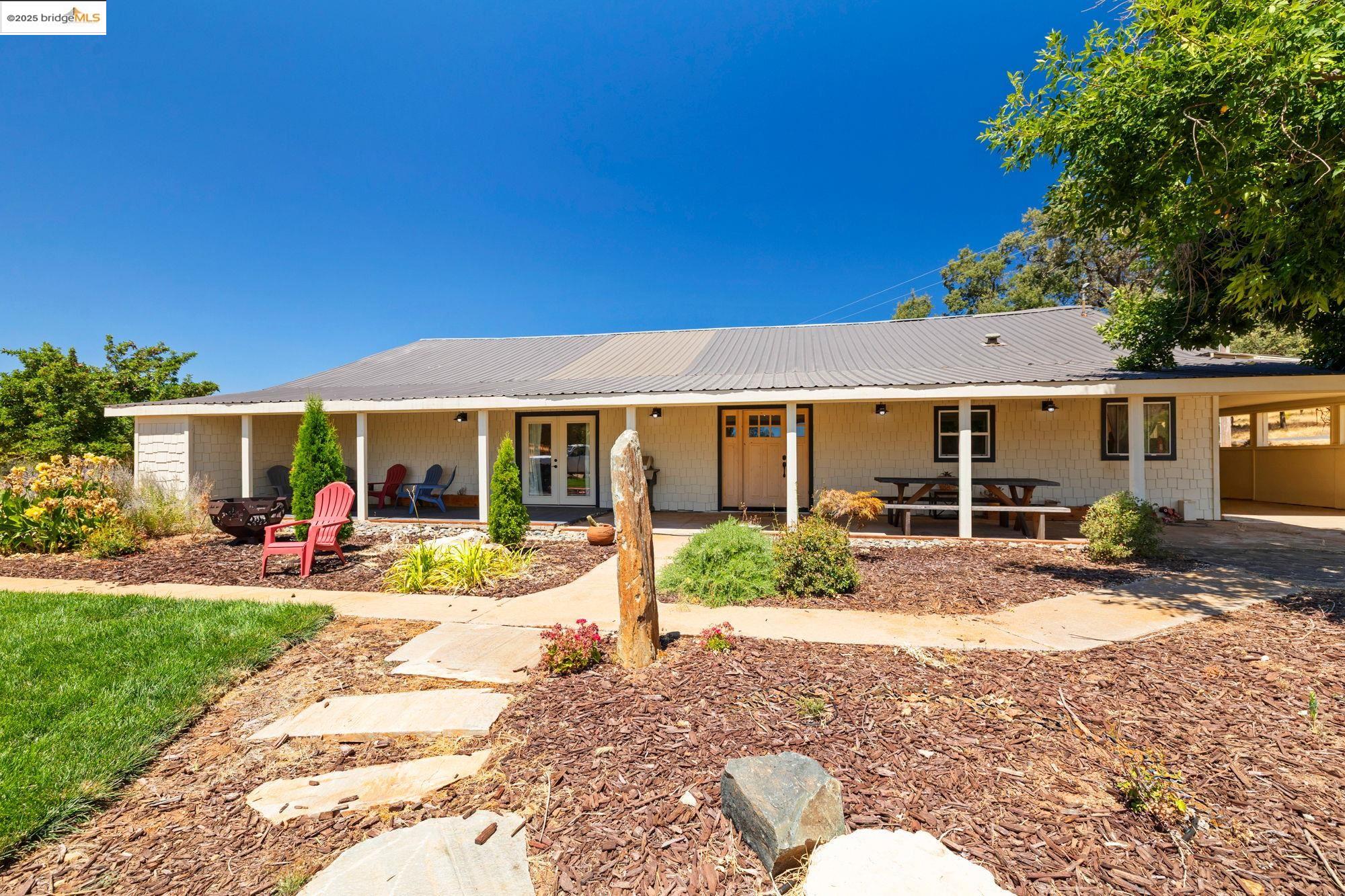5572 Darby Ln, Murphys, California 95247, 5 Bedrooms Bedrooms, 5 Rooms Rooms,3 BathroomsBathrooms,Residential,For Sale,5572 Darby Ln,41106603