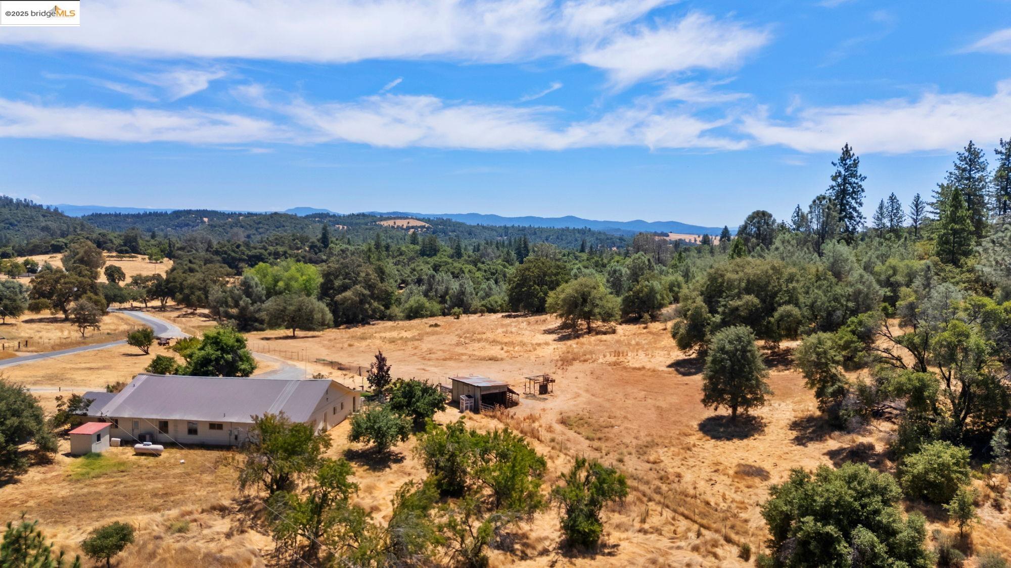 5572 Darby Ln, Murphys, California 95247, 5 Bedrooms Bedrooms, 5 Rooms Rooms,3 BathroomsBathrooms,Residential,For Sale,5572 Darby Ln,41106603