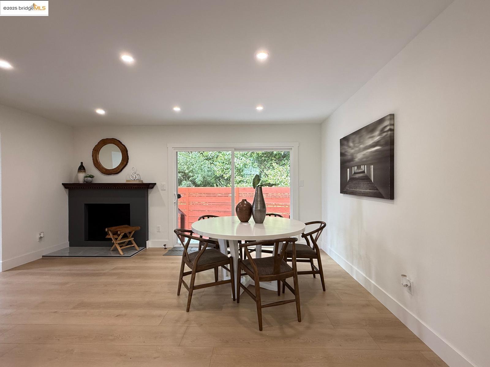1976 Van Ness St, San Pablo, California 94806, 3 Bedrooms Bedrooms, 6 Rooms Rooms,2 BathroomsBathrooms,Residential,For Sale,1976 Van Ness St,41106604
