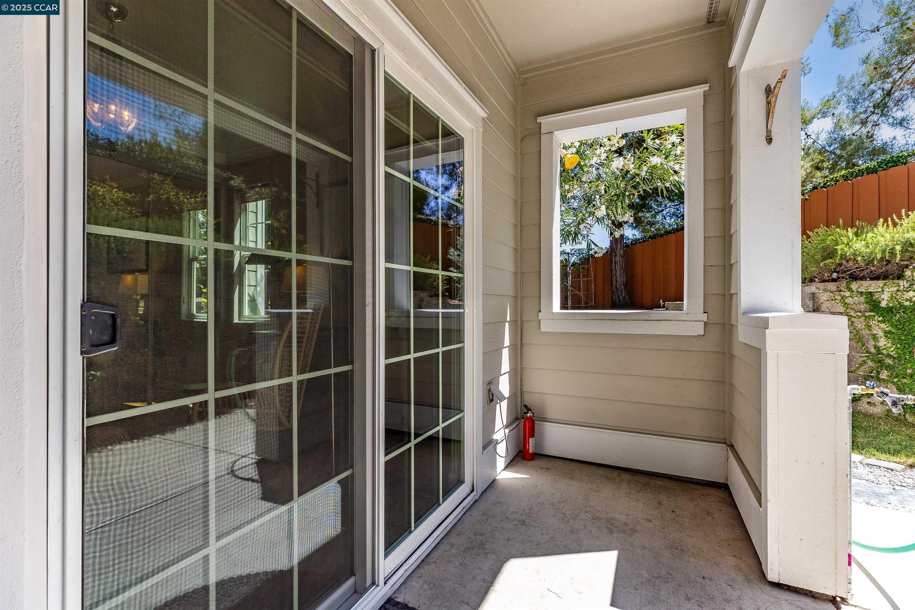 Detail Gallery Image 26 of 28 For 230 El Pinto, Danville,  CA 94526 - 2 Beds | 1 Baths