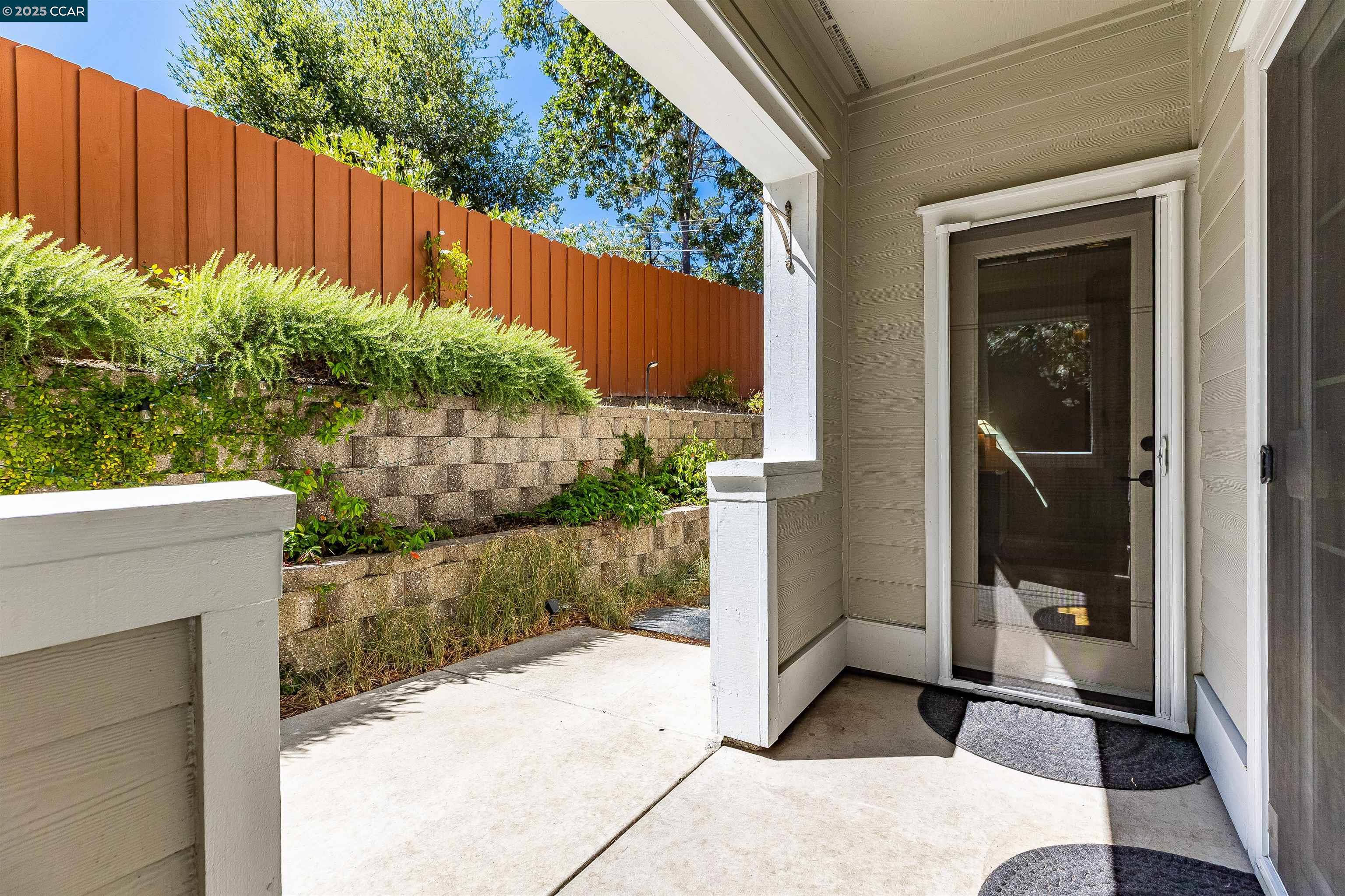 Detail Gallery Image 28 of 28 For 230 El Pinto, Danville,  CA 94526 - 2 Beds | 1 Baths