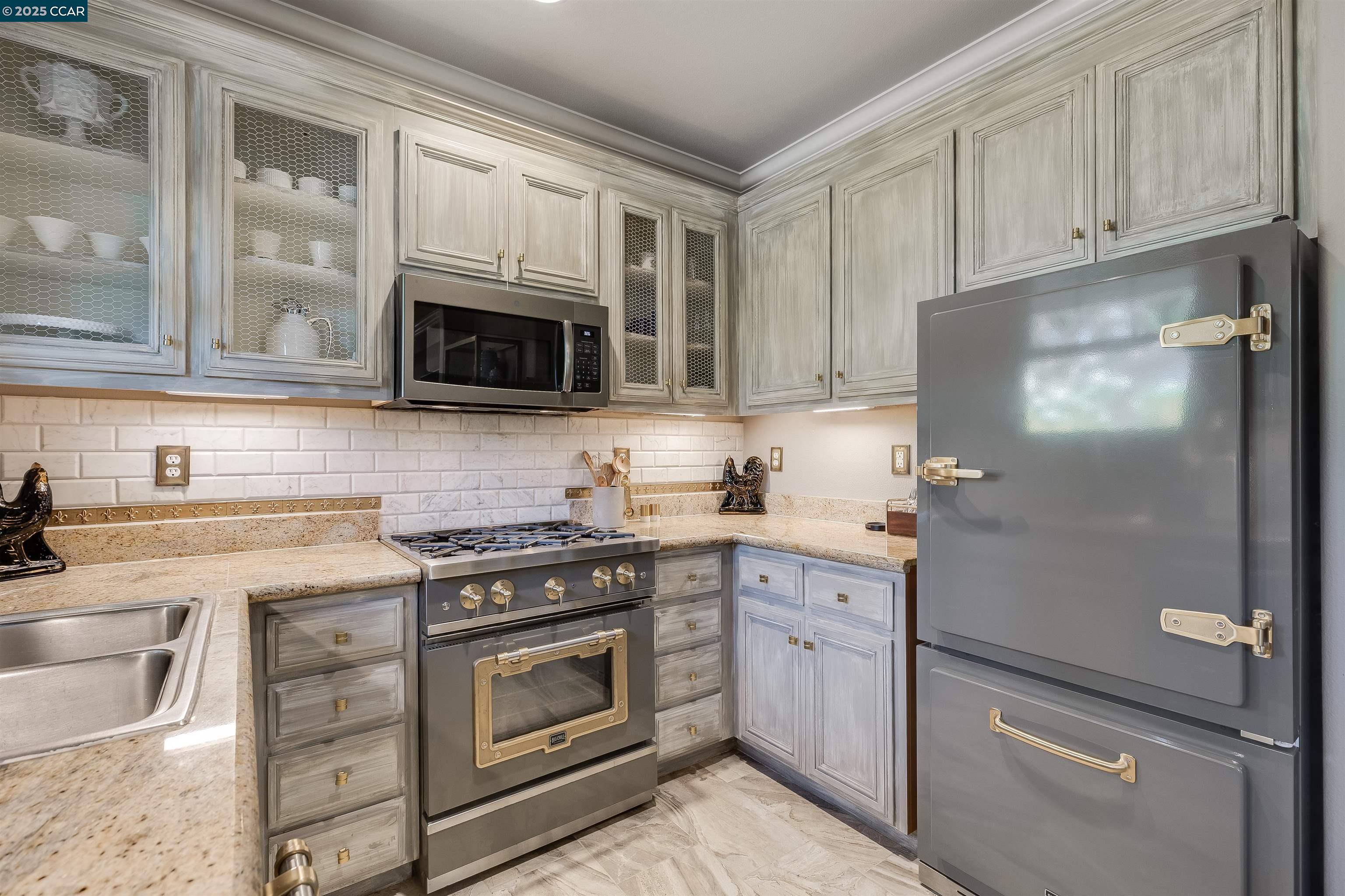 Photo #6: 41106606 Listing 