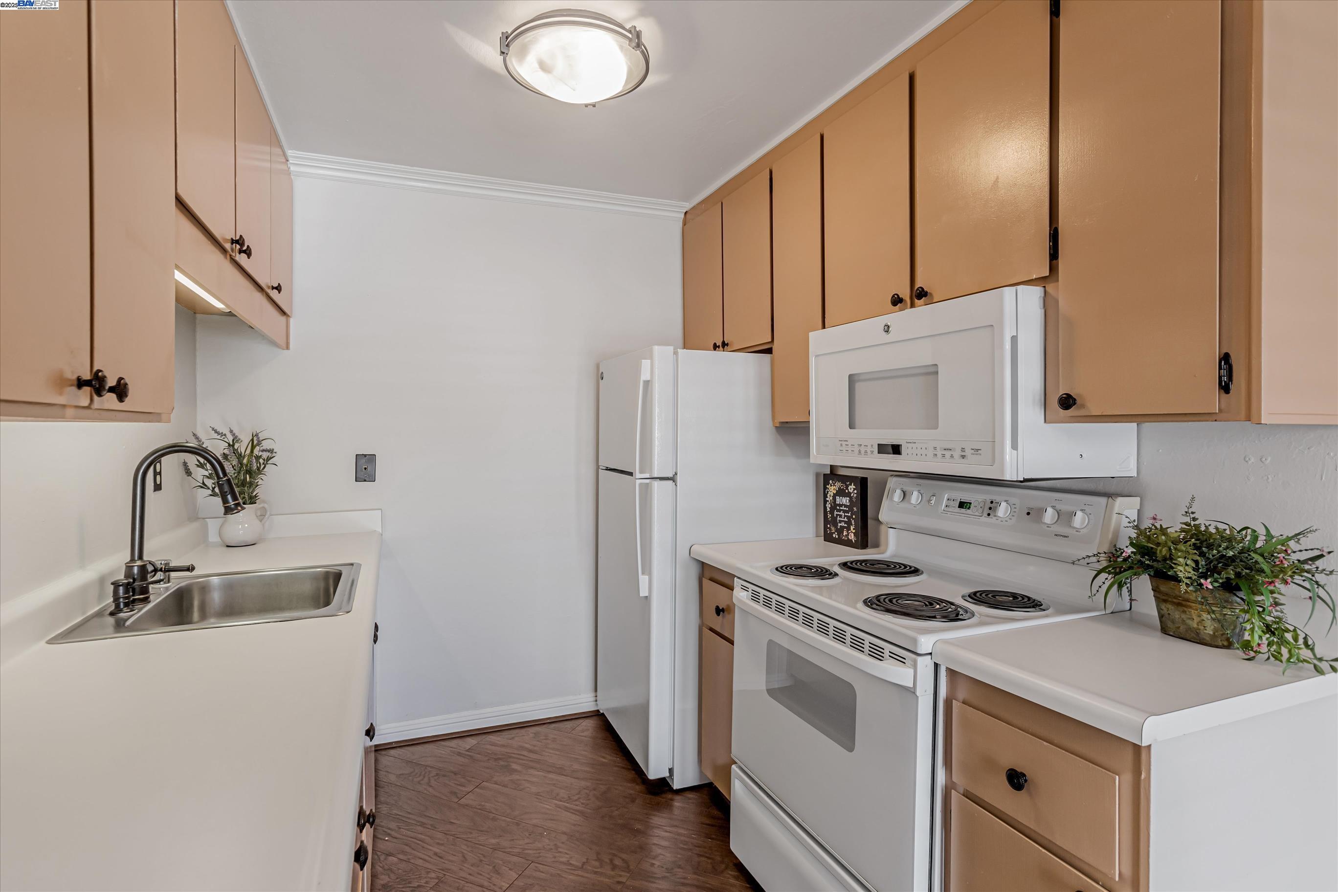 Photo #12: 41106612 Listing: Photo #12