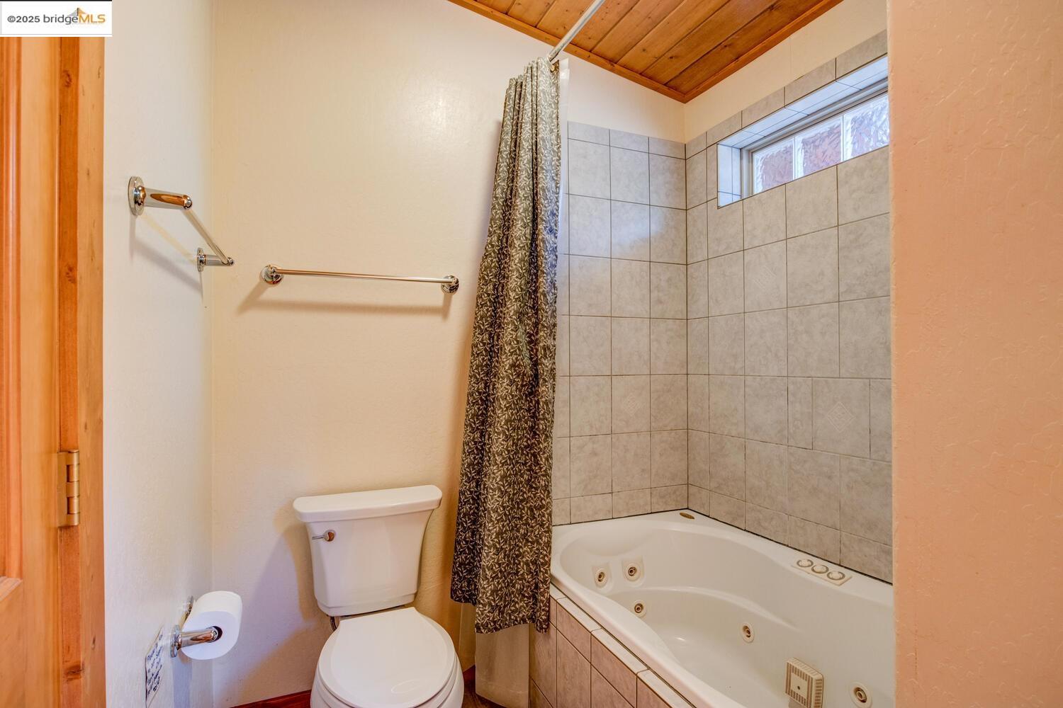 Detail Gallery Image 16 of 57 For 2110 Silverado Way, Arnold,  CA 95223 - 4 Beds | 2 Baths