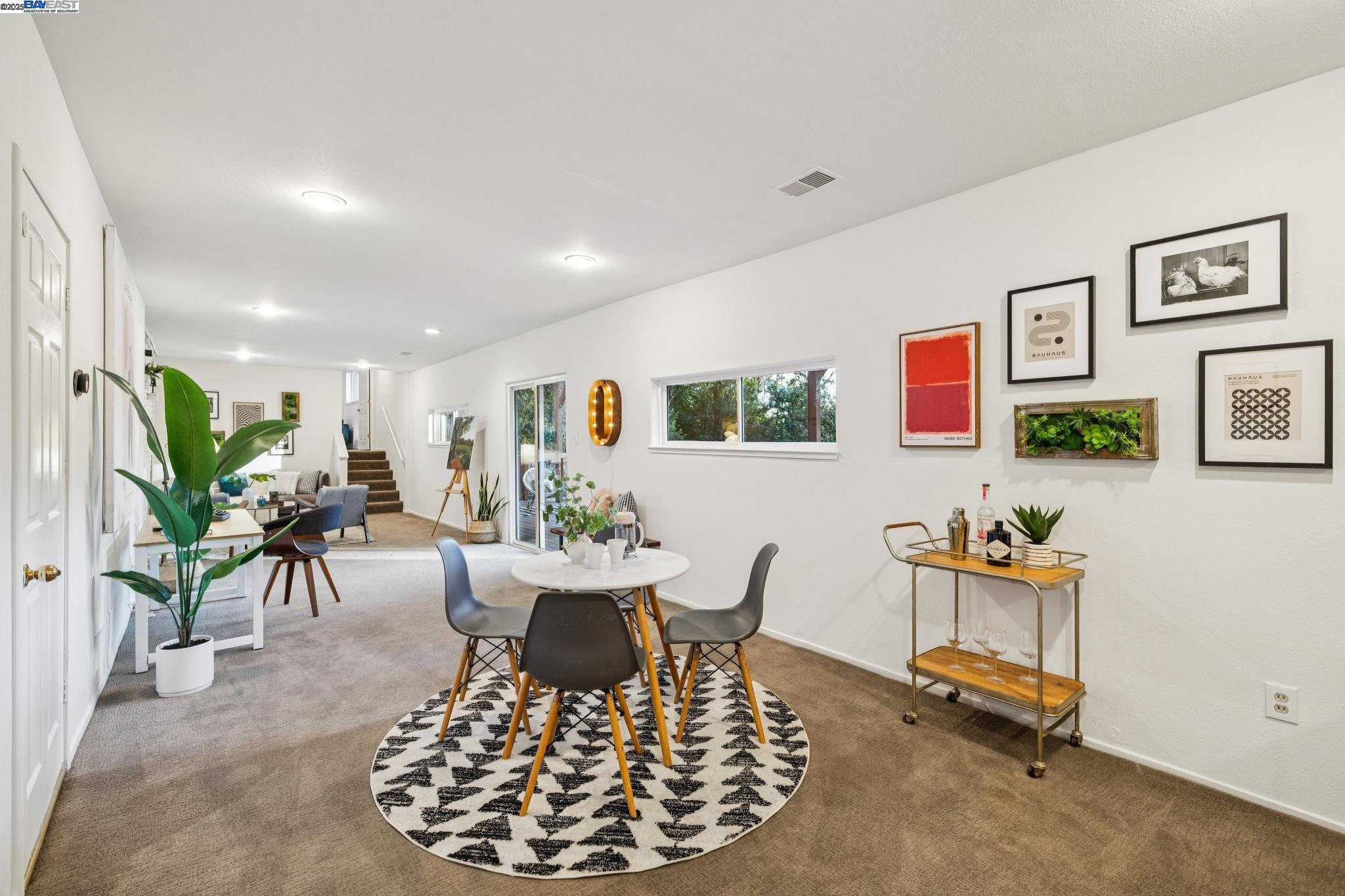 Detail Gallery Image 34 of 53 For 2025 Arrowhead Drive, Oakland,  CA 94611 - 4 Beds | 3 Baths