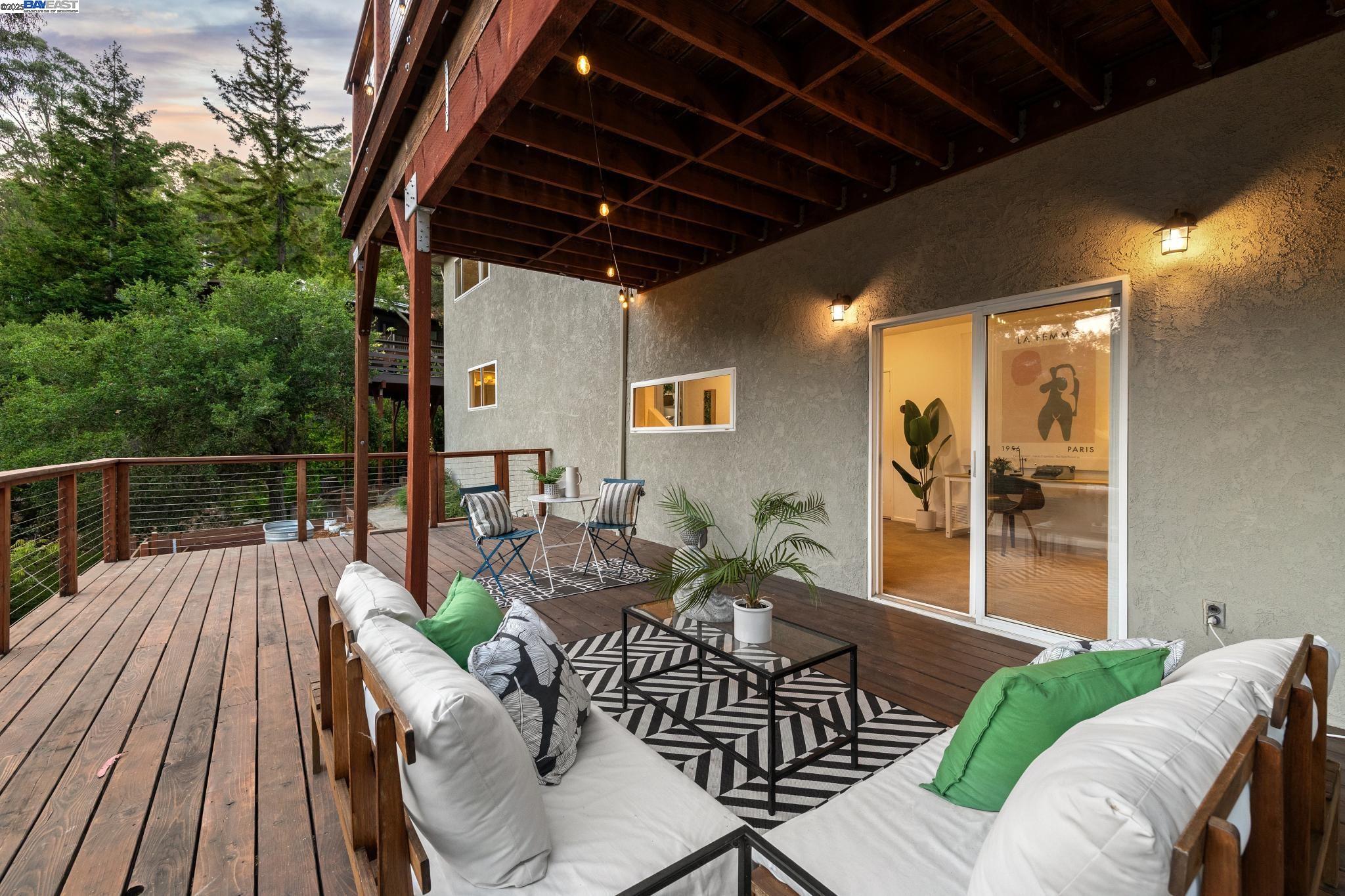 Detail Gallery Image 44 of 53 For 2025 Arrowhead Drive, Oakland,  CA 94611 - 4 Beds | 3 Baths
